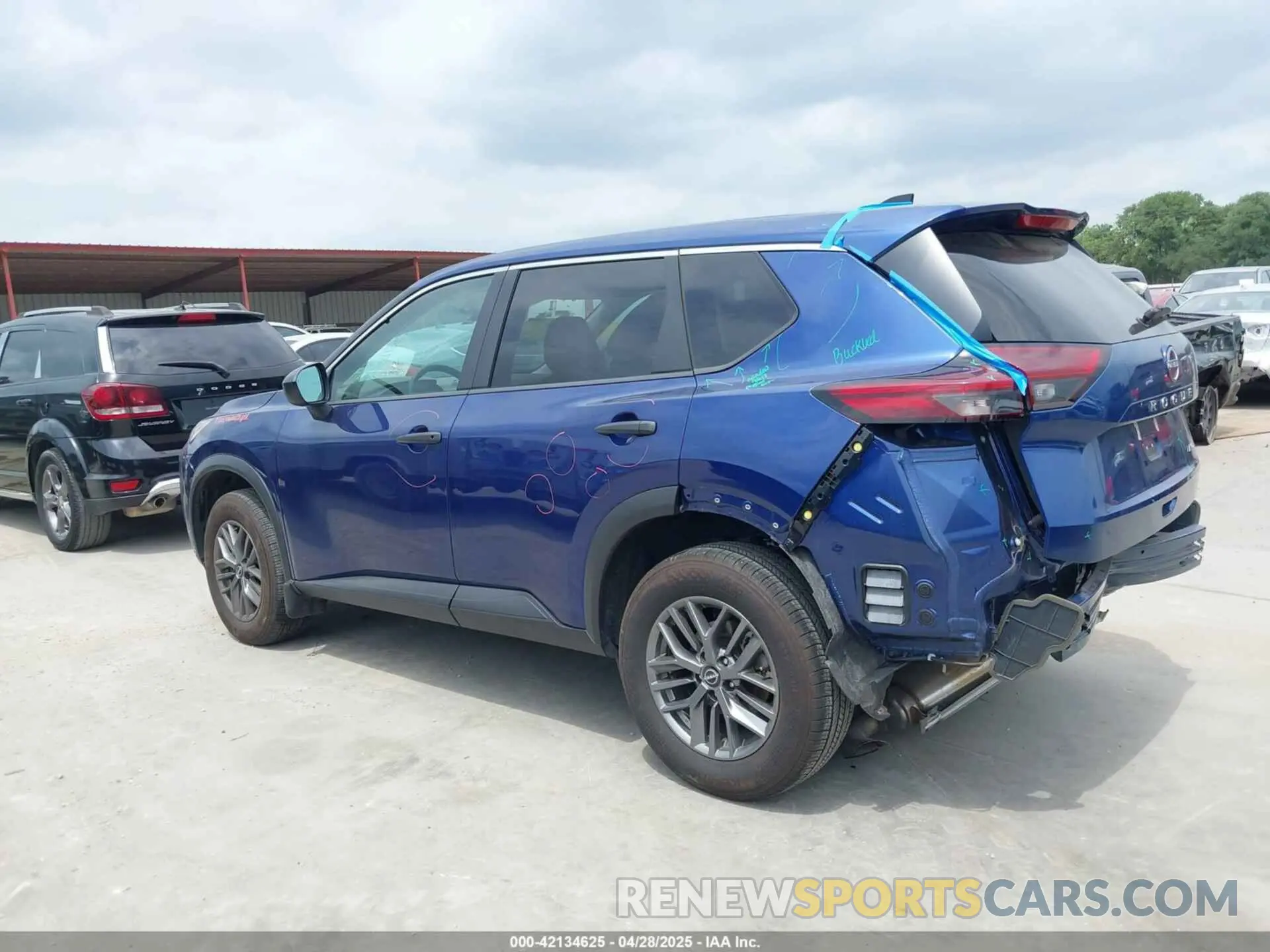 15 Photograph of a damaged car 5N1BT3AB3PC876924 NISSAN ROGUE 2023