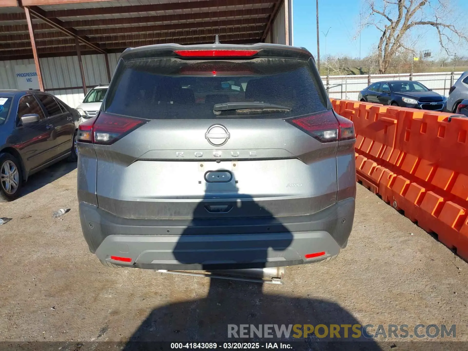 16 Photograph of a damaged car 5N1BT3AB4PC818482 NISSAN ROGUE 2023