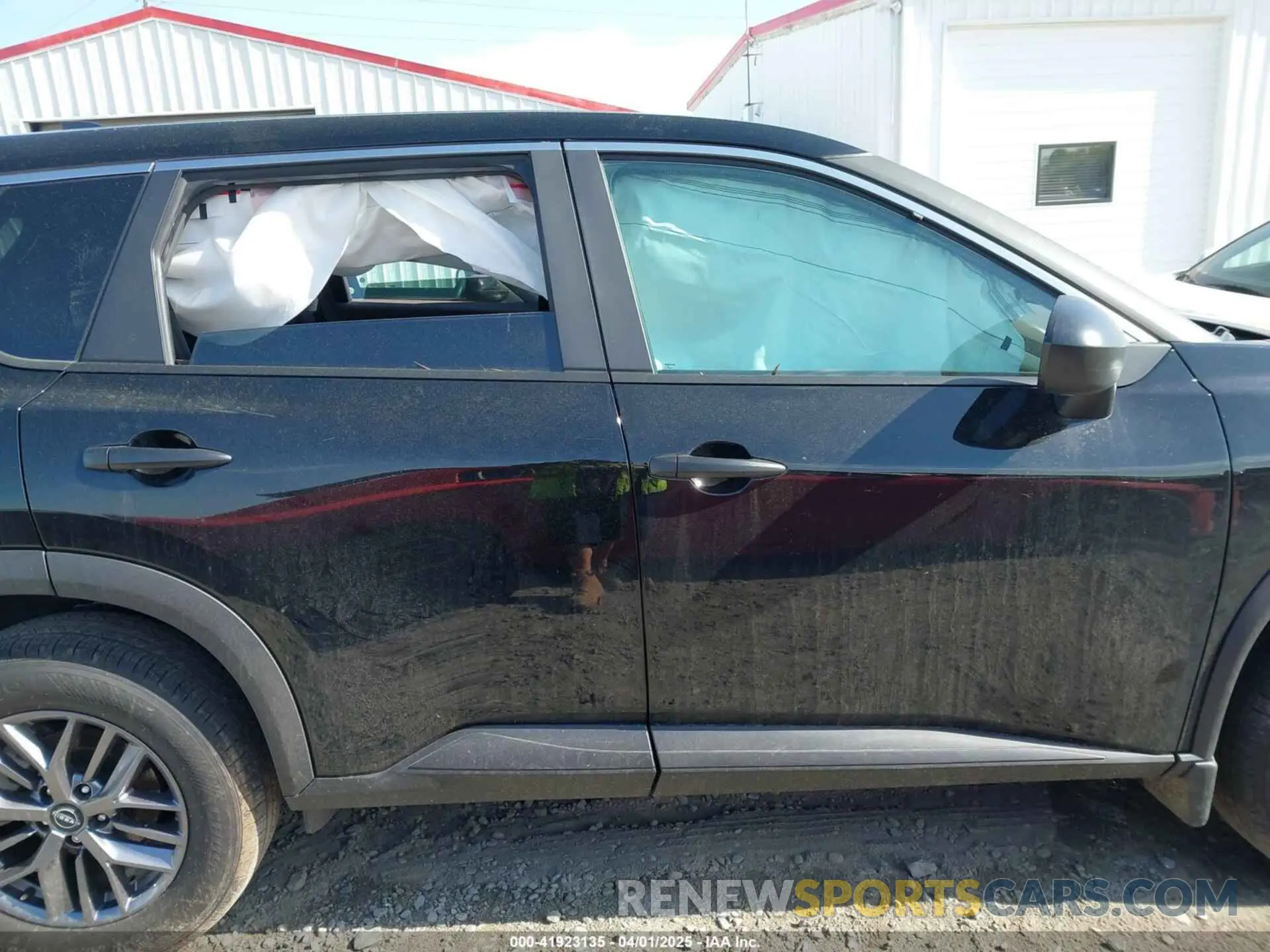 13 Photograph of a damaged car 5N1BT3AB5PC924665 NISSAN ROGUE 2023