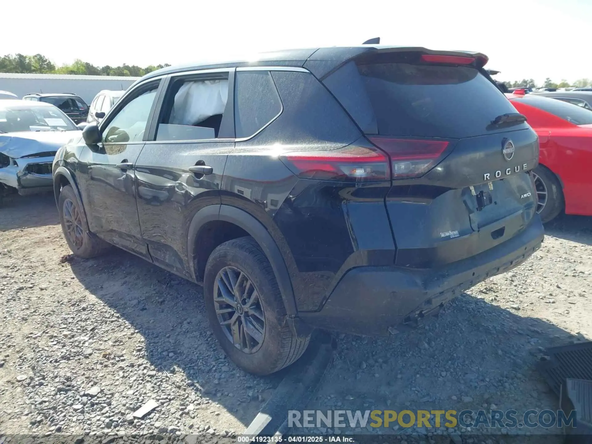 3 Photograph of a damaged car 5N1BT3AB5PC924665 NISSAN ROGUE 2023