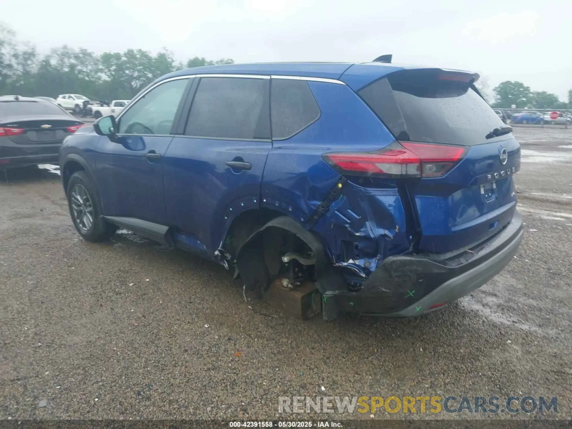 3 Photograph of a damaged car 5N1BT3AB7PC873802 NISSAN ROGUE 2023