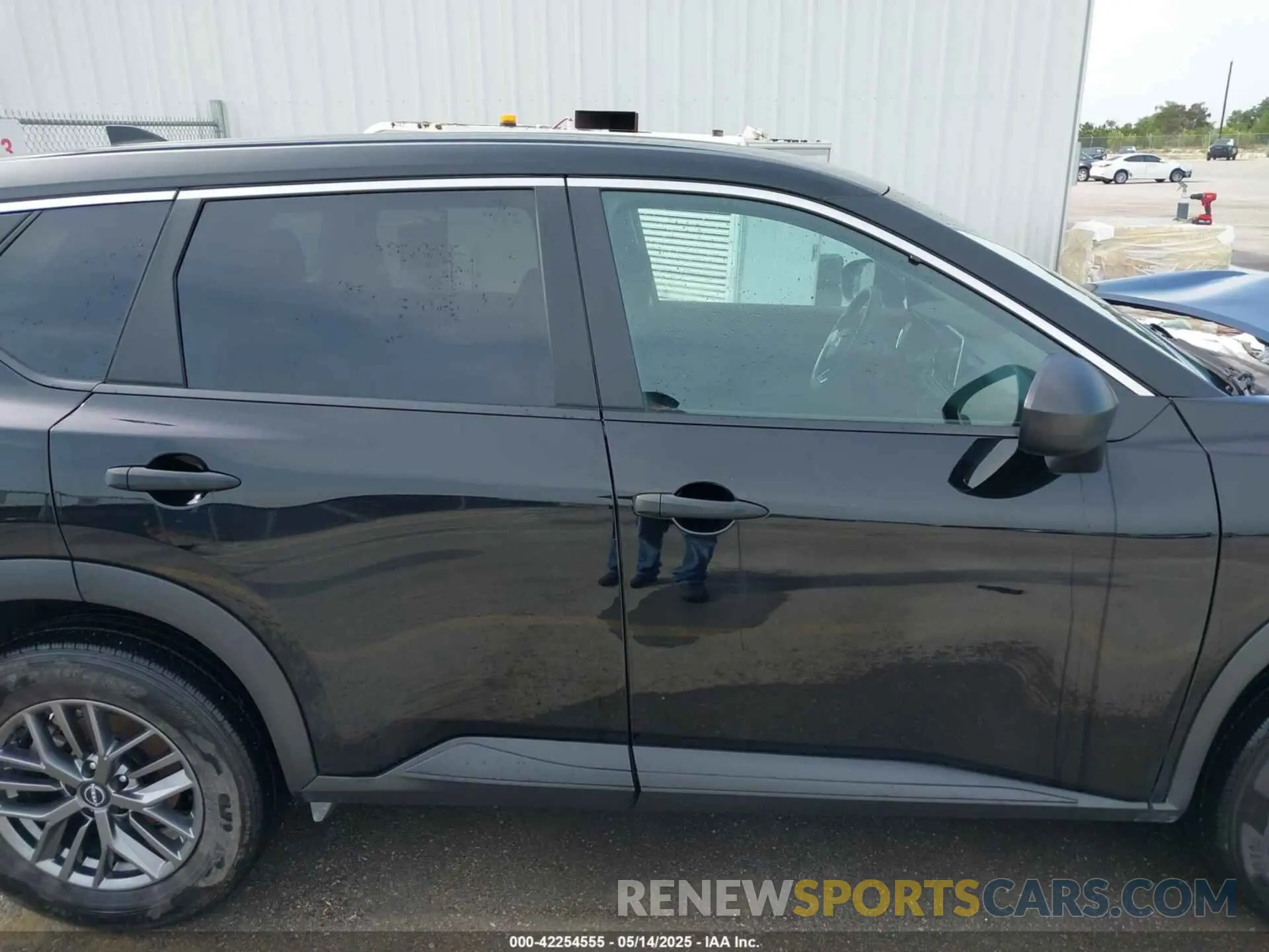 14 Photograph of a damaged car 5N1BT3AB8PC788855 NISSAN ROGUE 2023
