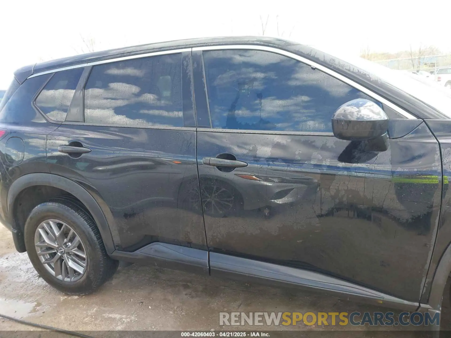 12 Photograph of a damaged car 5N1BT3AB8PC835673 NISSAN ROGUE 2023
