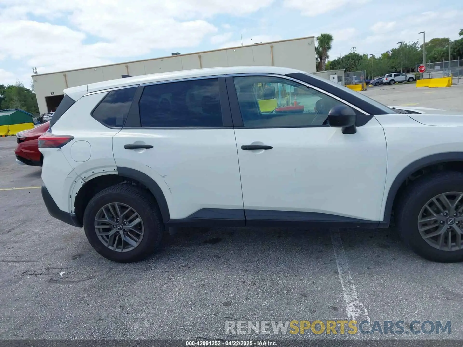 13 Photograph of a damaged car 5N1BT3ABXPC802044 NISSAN ROGUE 2023