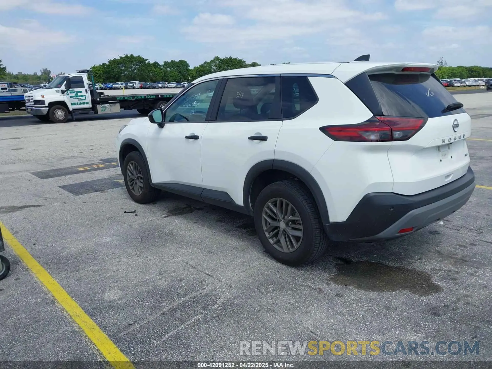 3 Photograph of a damaged car 5N1BT3ABXPC802044 NISSAN ROGUE 2023