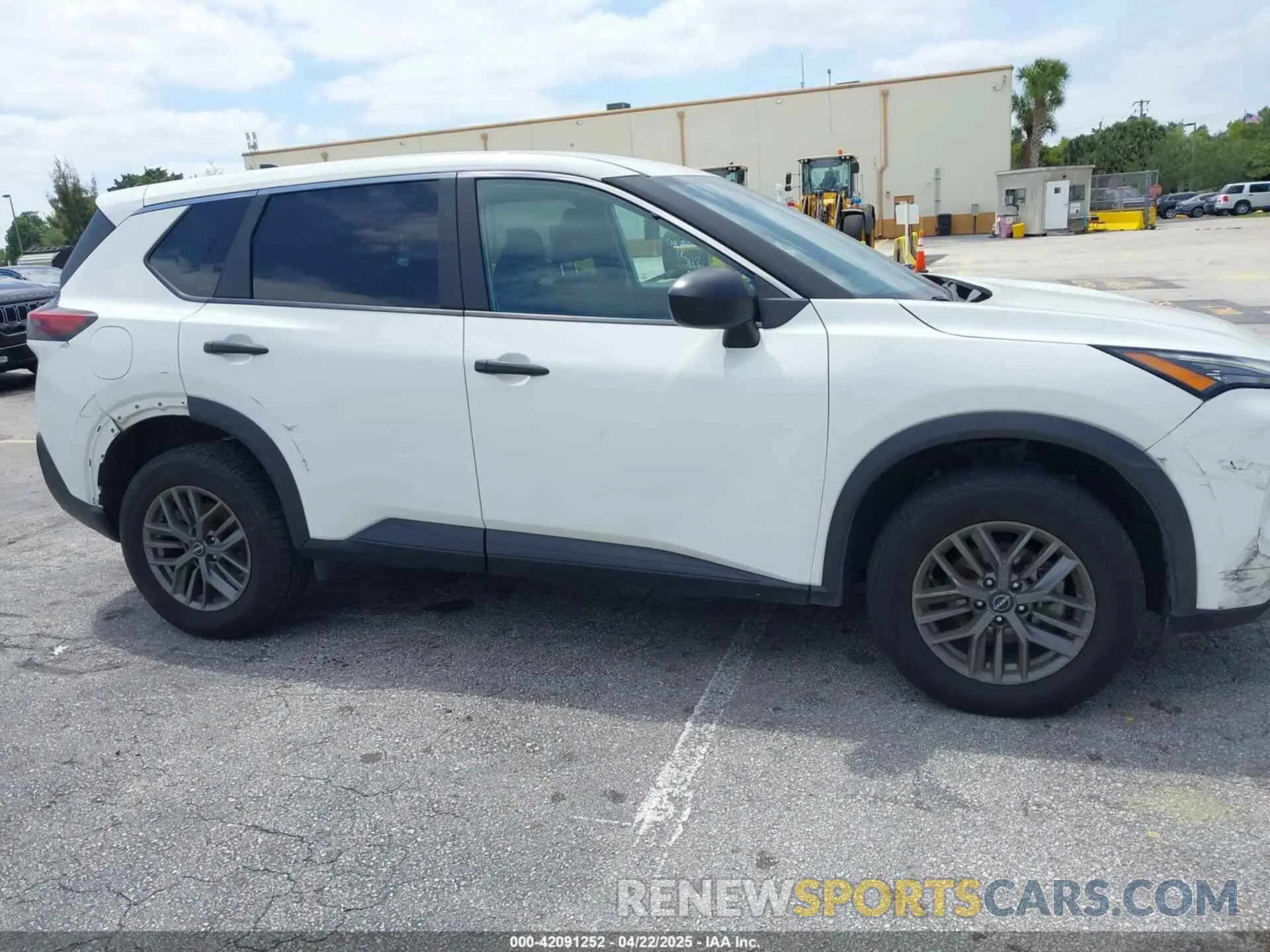 6 Photograph of a damaged car 5N1BT3ABXPC802044 NISSAN ROGUE 2023
