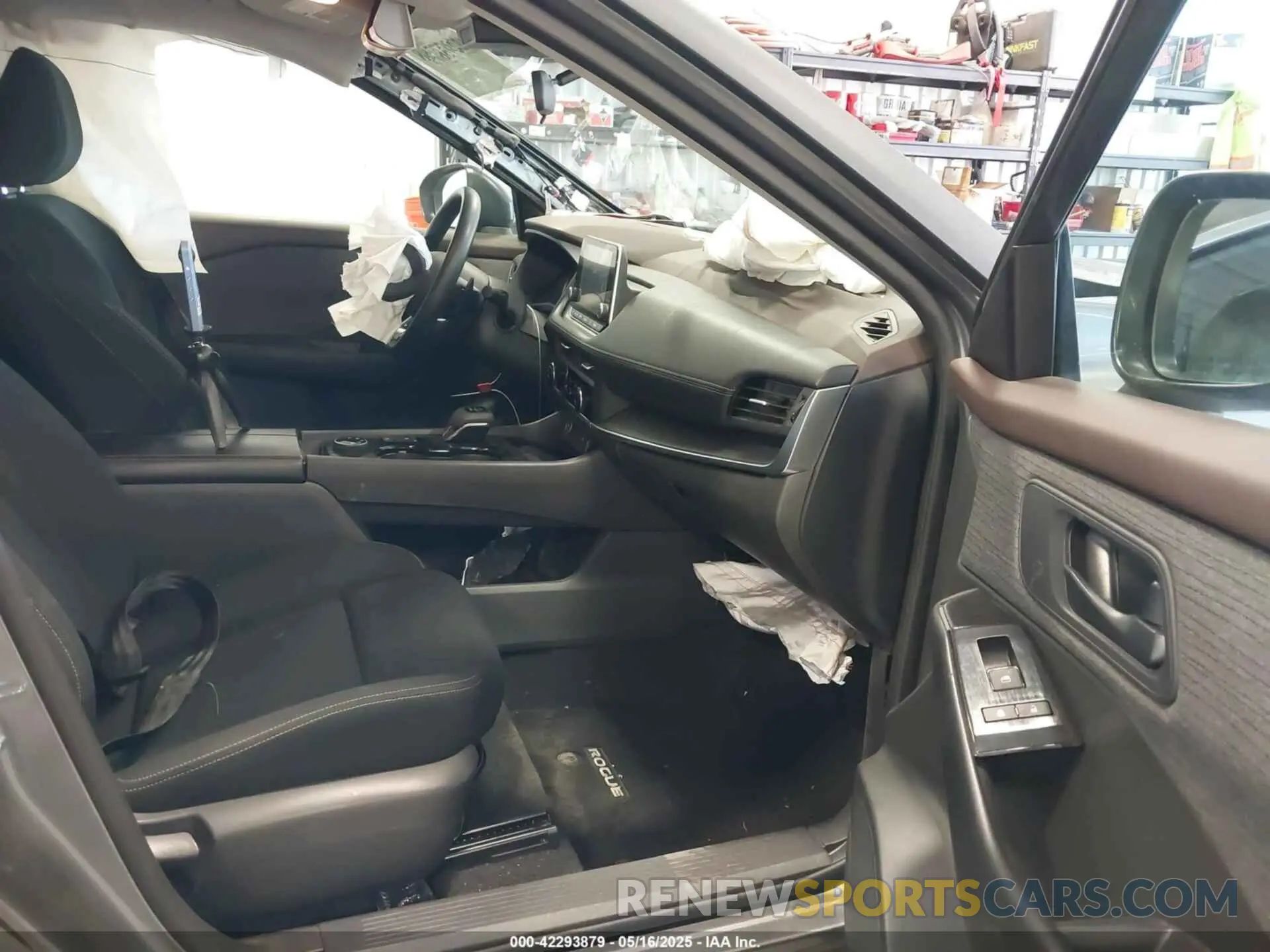 5 Photograph of a damaged car 5N1BT3ABXPC906436 NISSAN ROGUE 2023