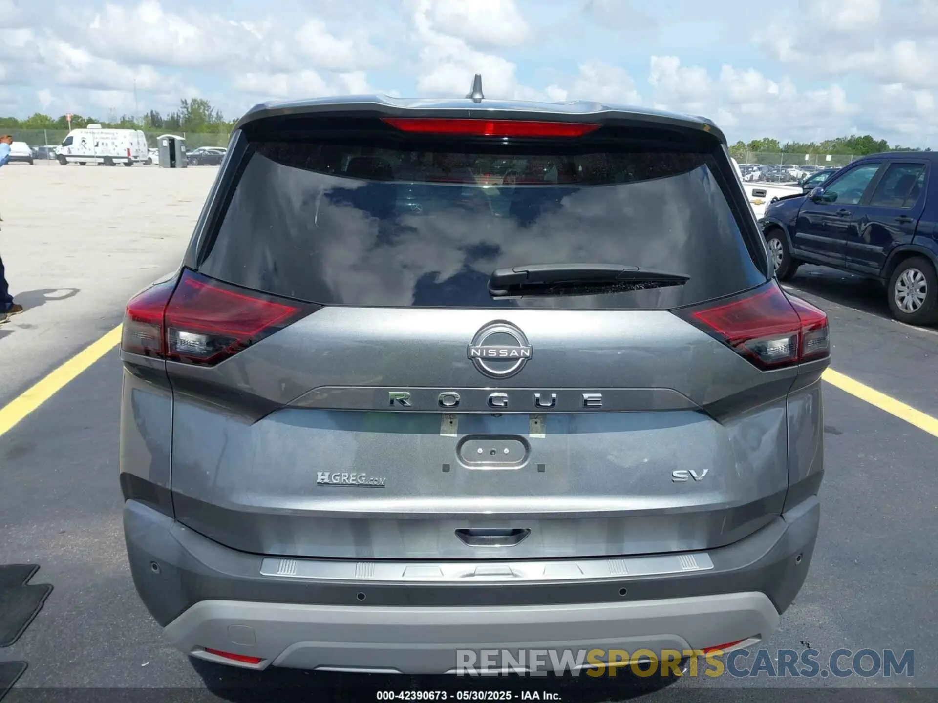 16 Photograph of a damaged car 5N1BT3BA1PC673746 NISSAN ROGUE 2023