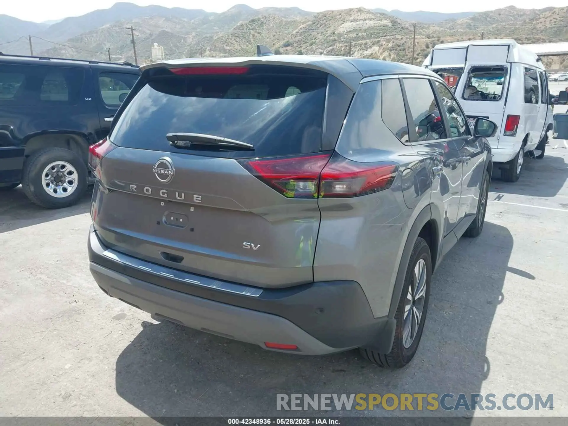 4 Photograph of a damaged car 5N1BT3BA1PC689025 NISSAN ROGUE 2023