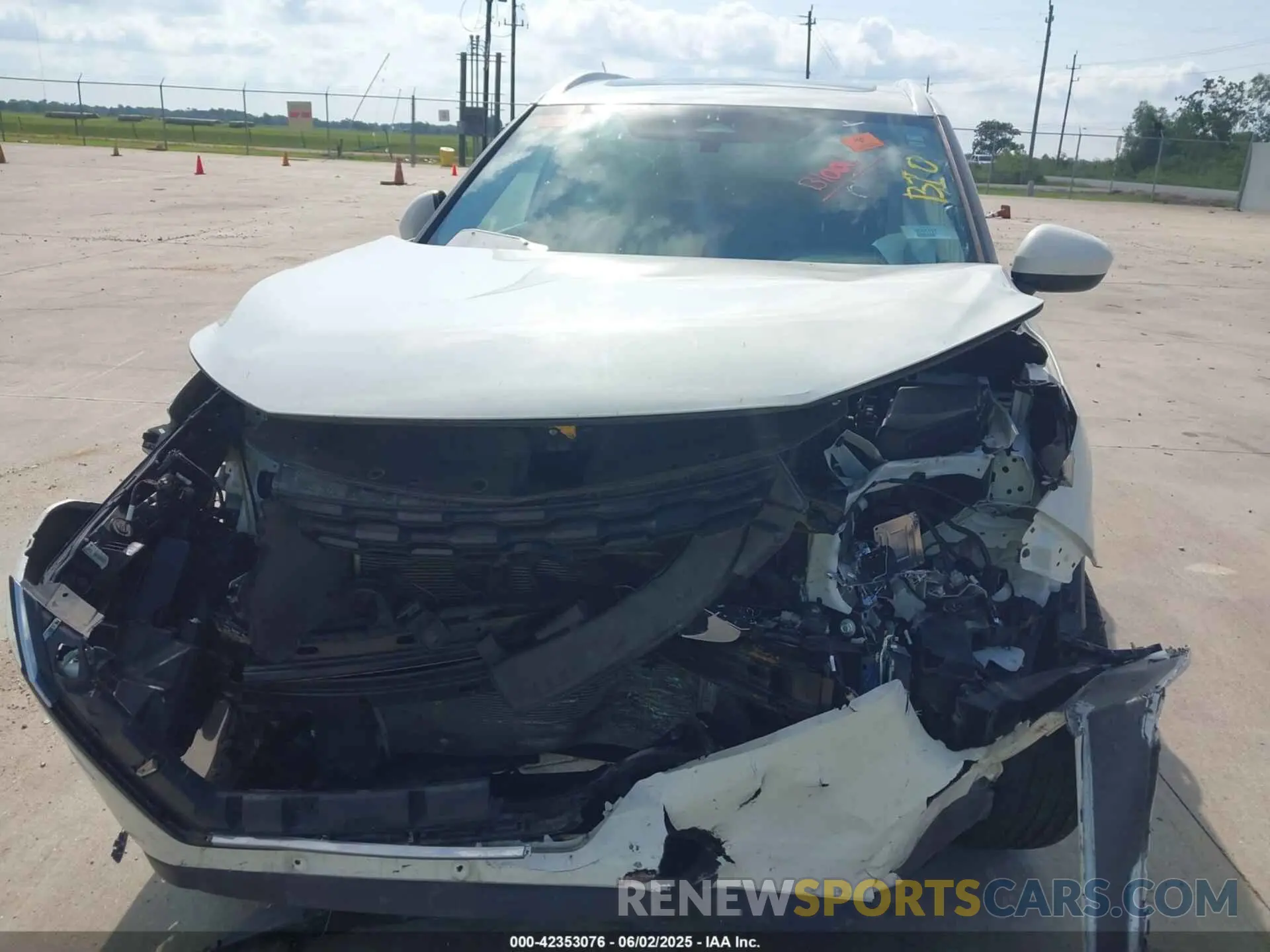 6 Photograph of a damaged car 5N1BT3BA1PC852840 NISSAN ROGUE 2023