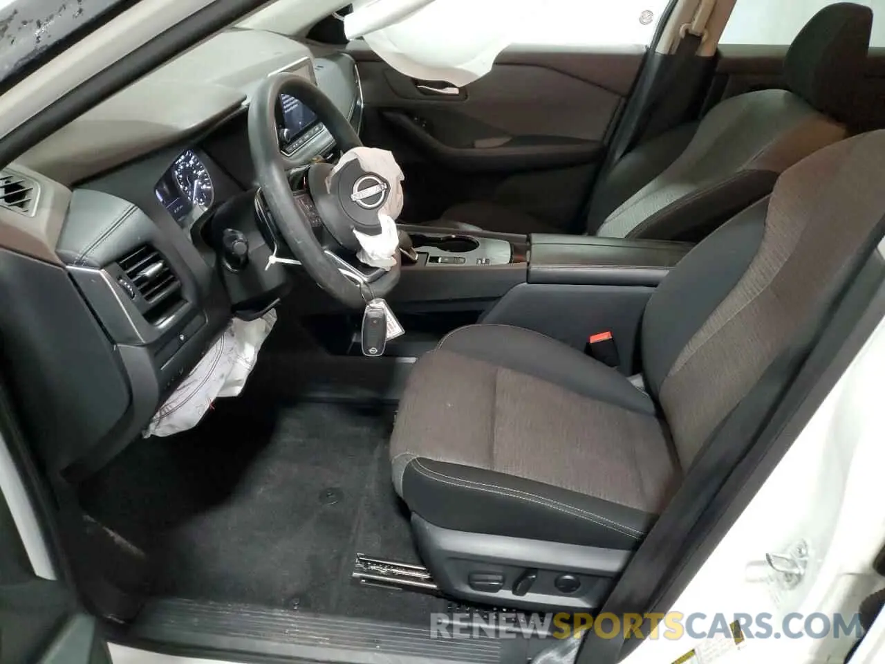 7 Photograph of a damaged car 5N1BT3BA1PC904399 NISSAN ROGUE 2023
