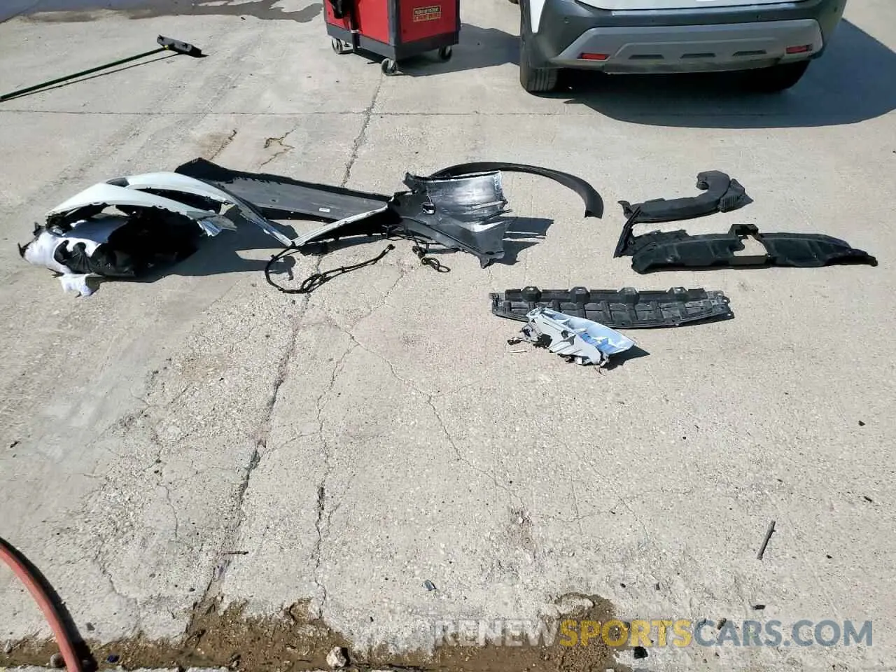 13 Photograph of a damaged car 5N1BT3BA1PC925169 NISSAN ROGUE 2023