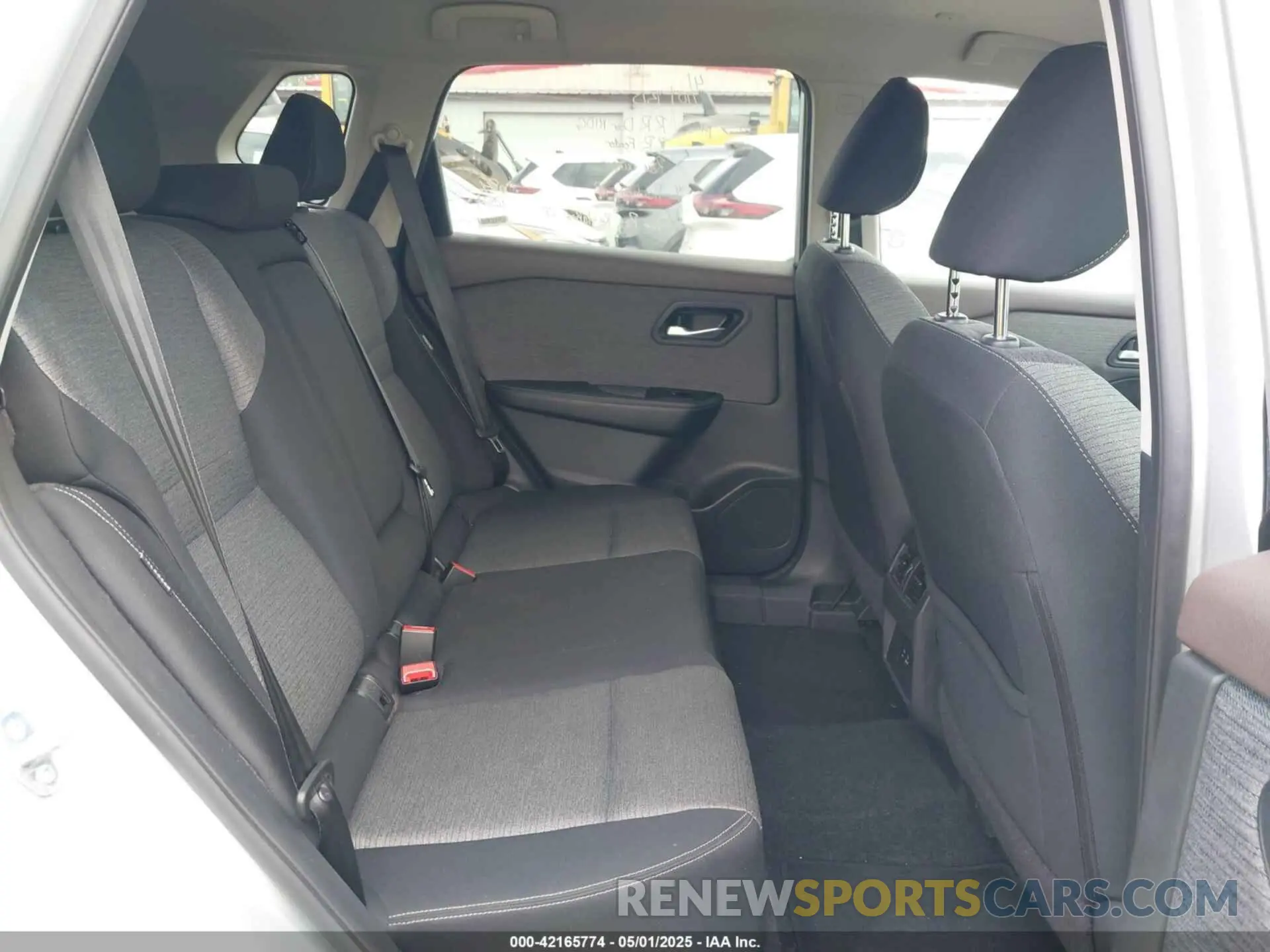 8 Photograph of a damaged car 5N1BT3BA2PC906968 NISSAN ROGUE 2023