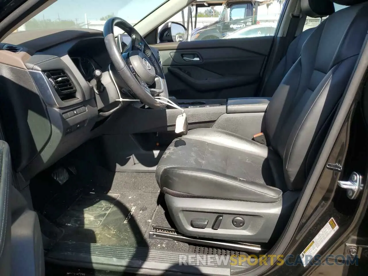 7 Photograph of a damaged car 5N1BT3BA3PC672503 NISSAN ROGUE 2023