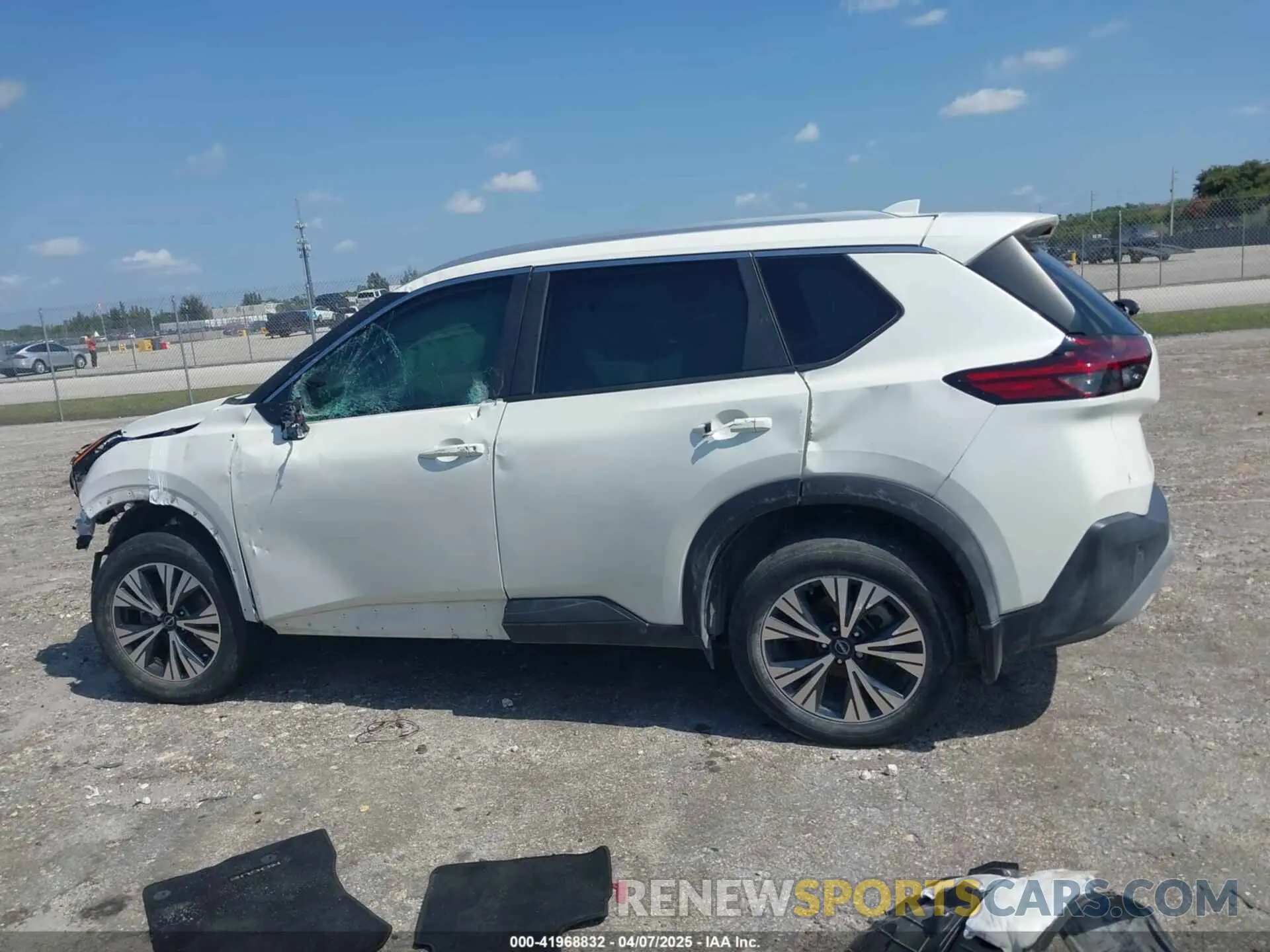 15 Photograph of a damaged car 5N1BT3BA3PC800352 NISSAN ROGUE 2023