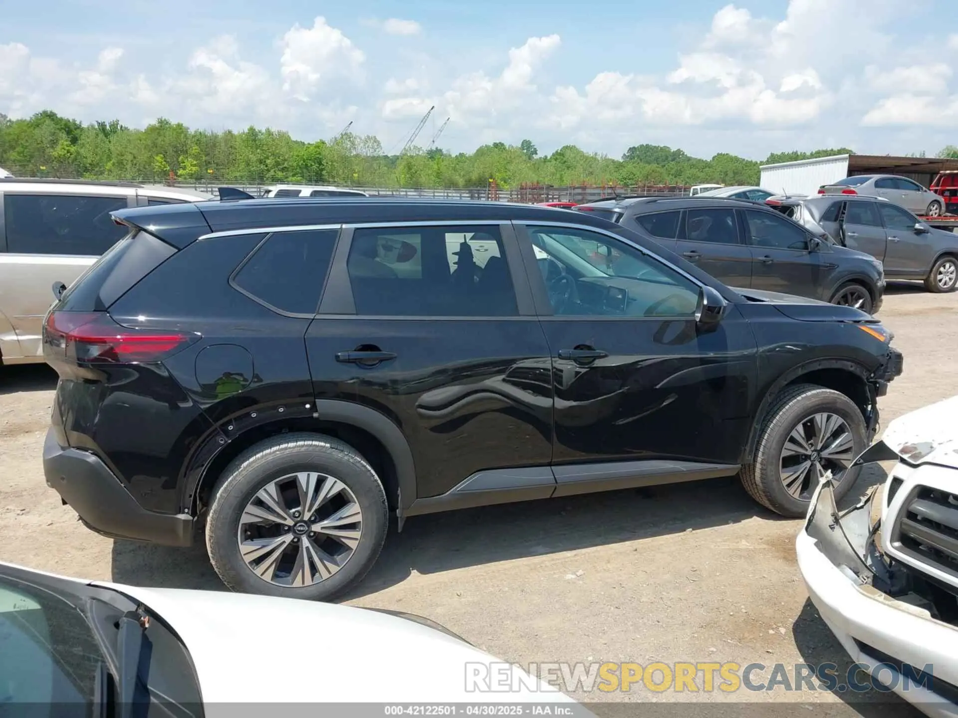 13 Photograph of a damaged car 5N1BT3BA3PC843850 NISSAN ROGUE 2023