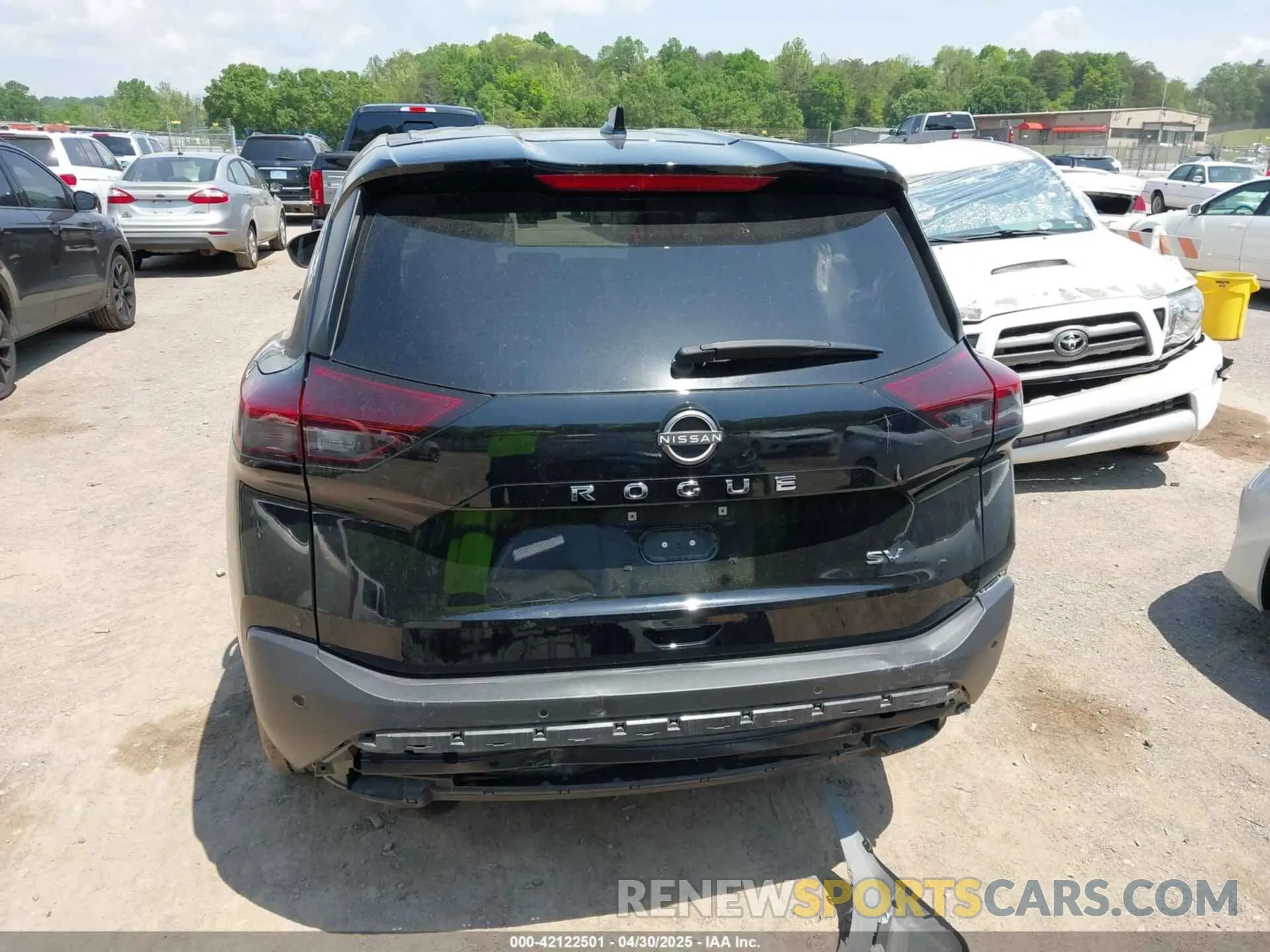 16 Photograph of a damaged car 5N1BT3BA3PC843850 NISSAN ROGUE 2023
