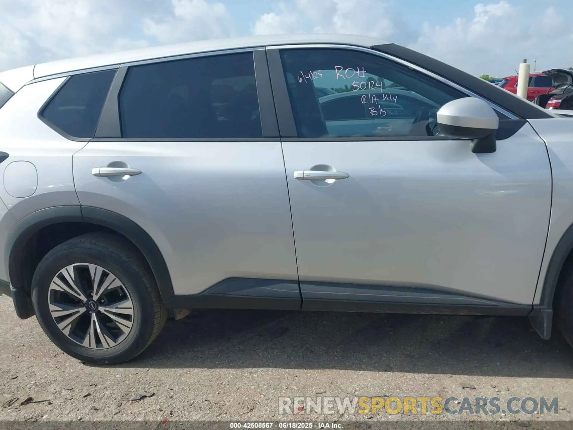 14 Photograph of a damaged car 5N1BT3BA3PC911323 NISSAN ROGUE 2023
