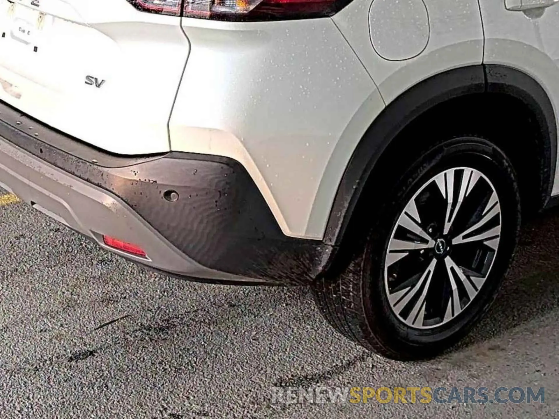 19 Photograph of a damaged car 5N1BT3BA4PC778894 NISSAN ROGUE 2023