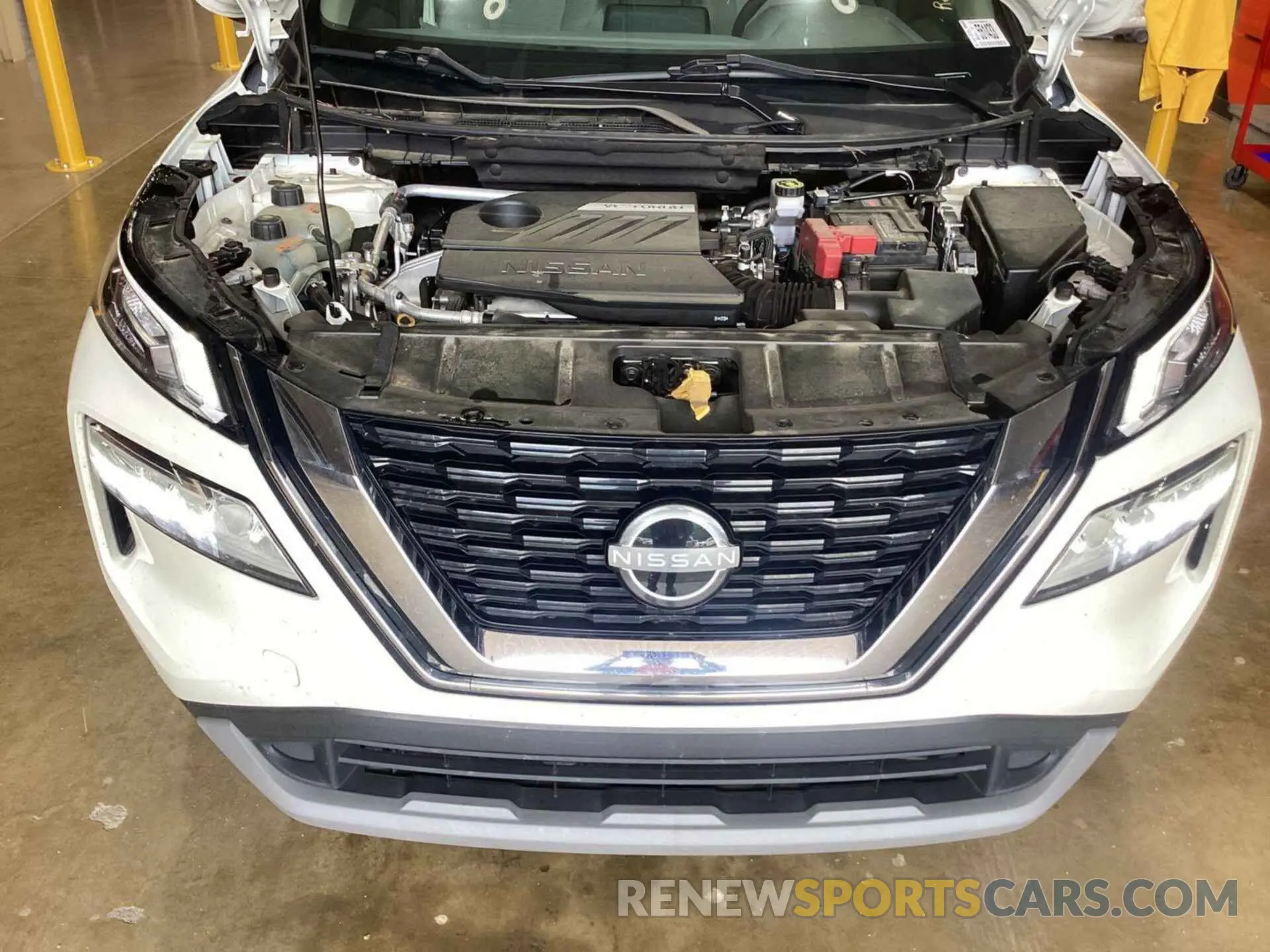 29 Photograph of a damaged car 5N1BT3BA4PC778894 NISSAN ROGUE 2023