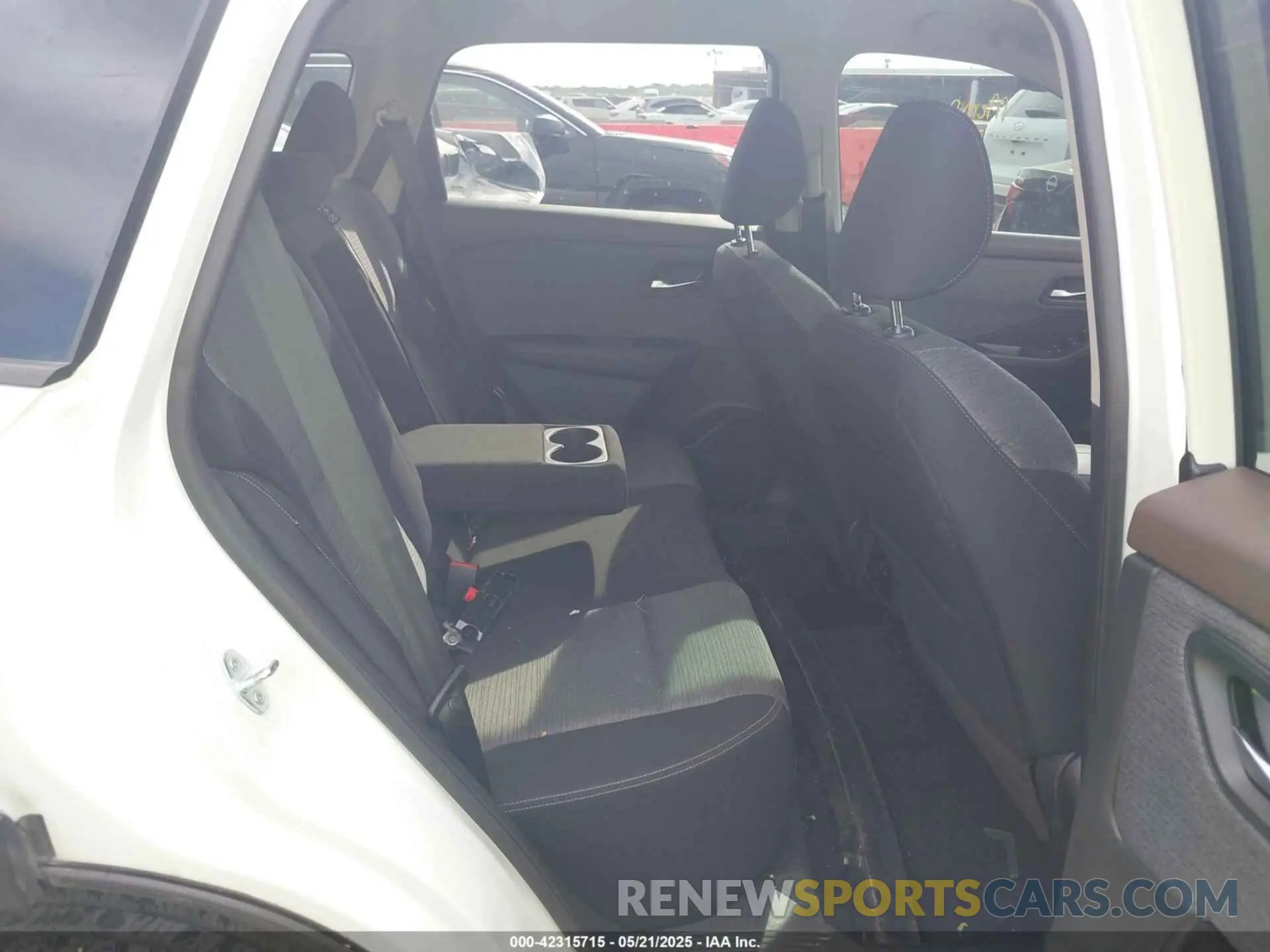 8 Photograph of a damaged car 5N1BT3BA4PC873634 NISSAN ROGUE 2023