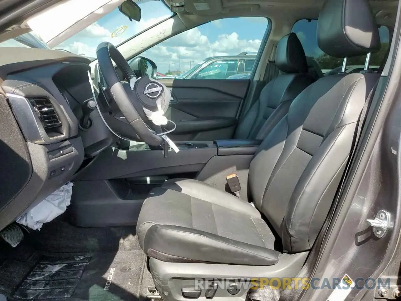 7 Photograph of a damaged car 5N1BT3BA5PC674754 NISSAN ROGUE 2023