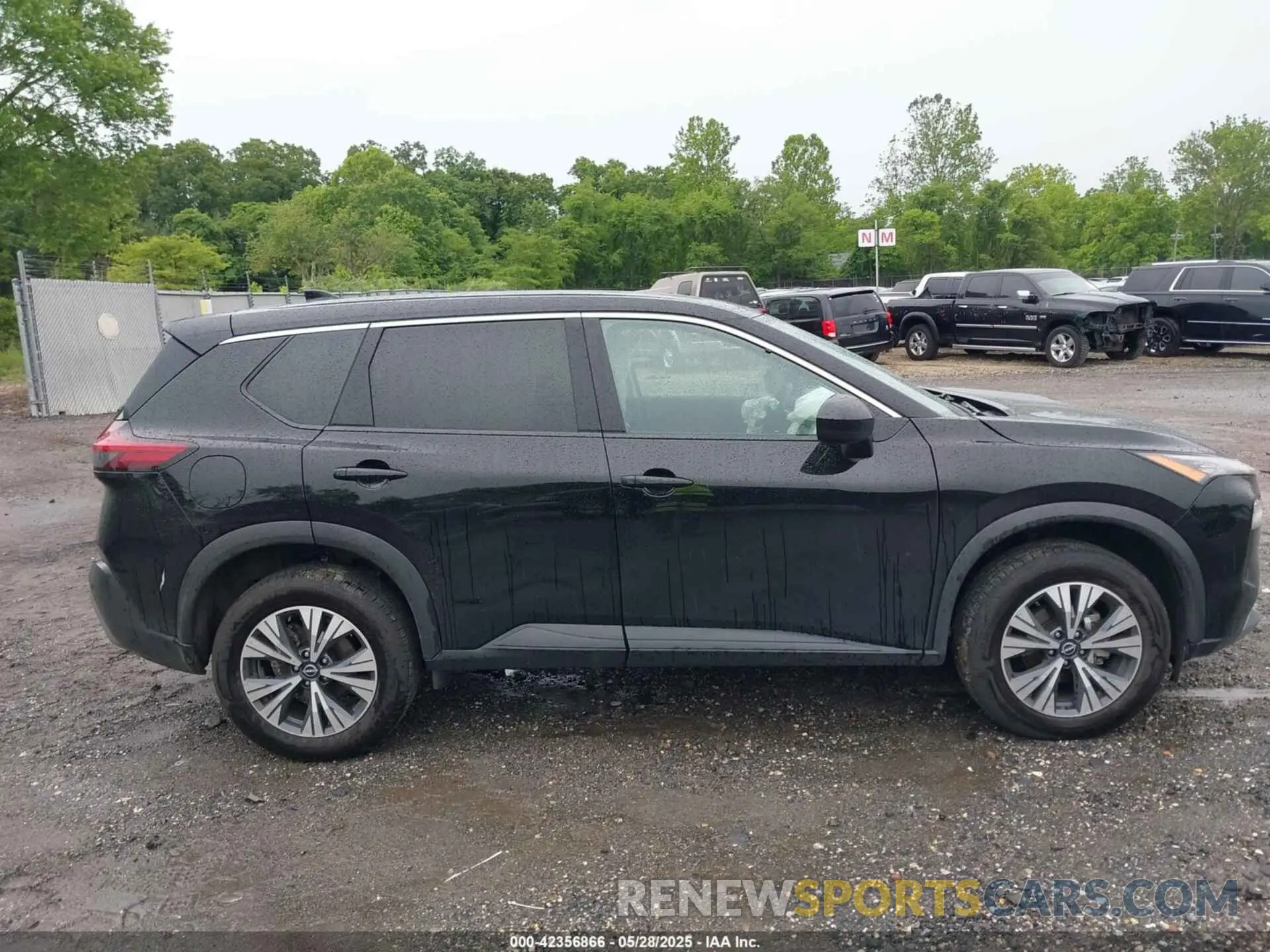 13 Photograph of a damaged car 5N1BT3BA5PC790570 NISSAN ROGUE 2023