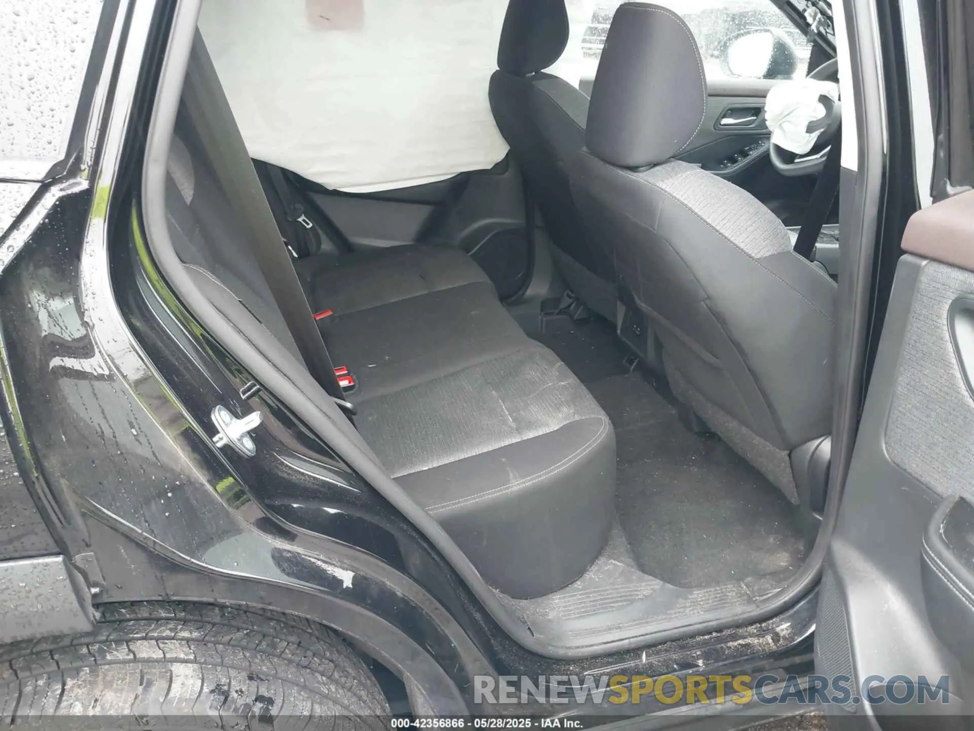 8 Photograph of a damaged car 5N1BT3BA5PC790570 NISSAN ROGUE 2023