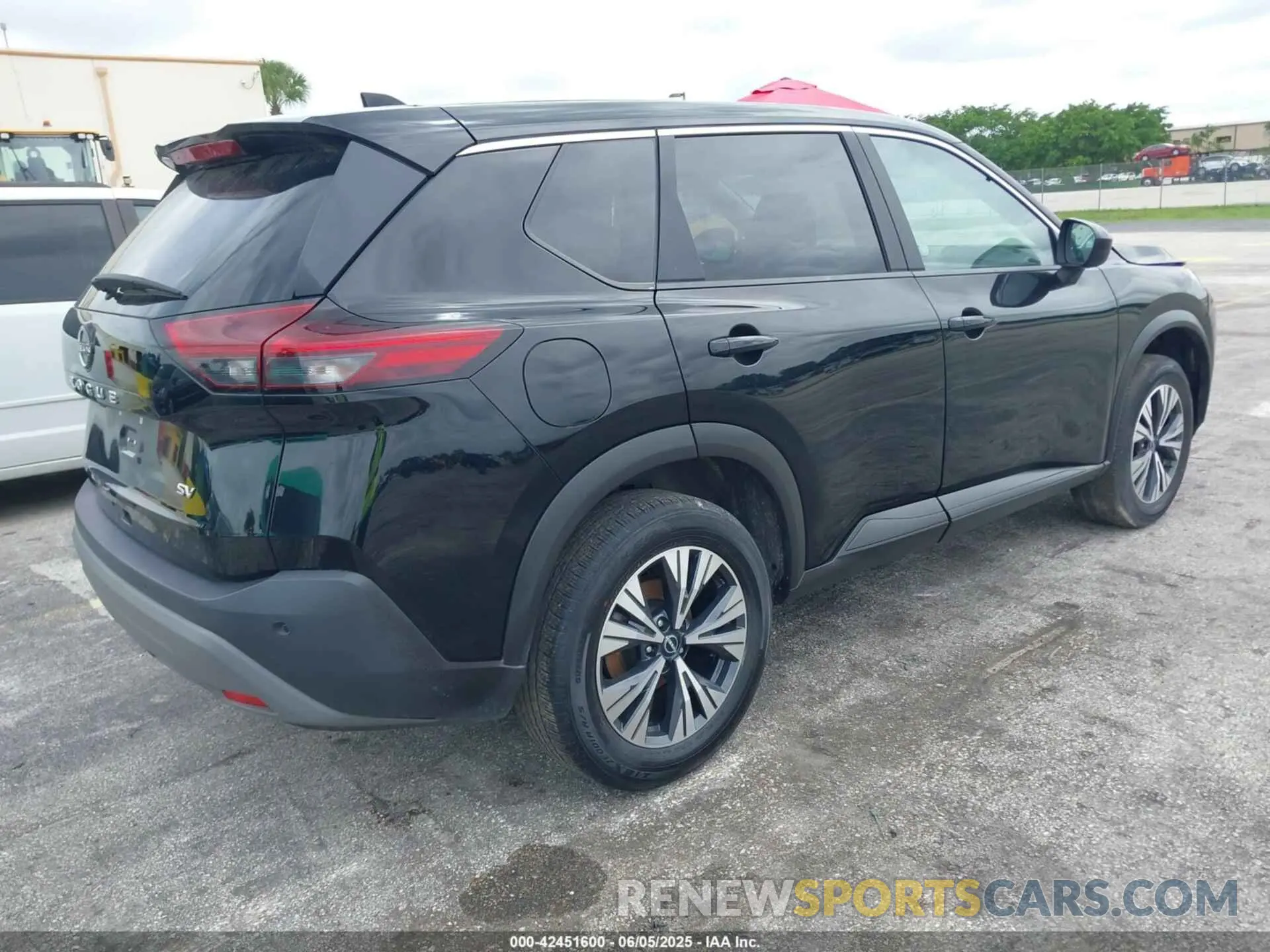4 Photograph of a damaged car 5N1BT3BA5PC858026 NISSAN ROGUE 2023