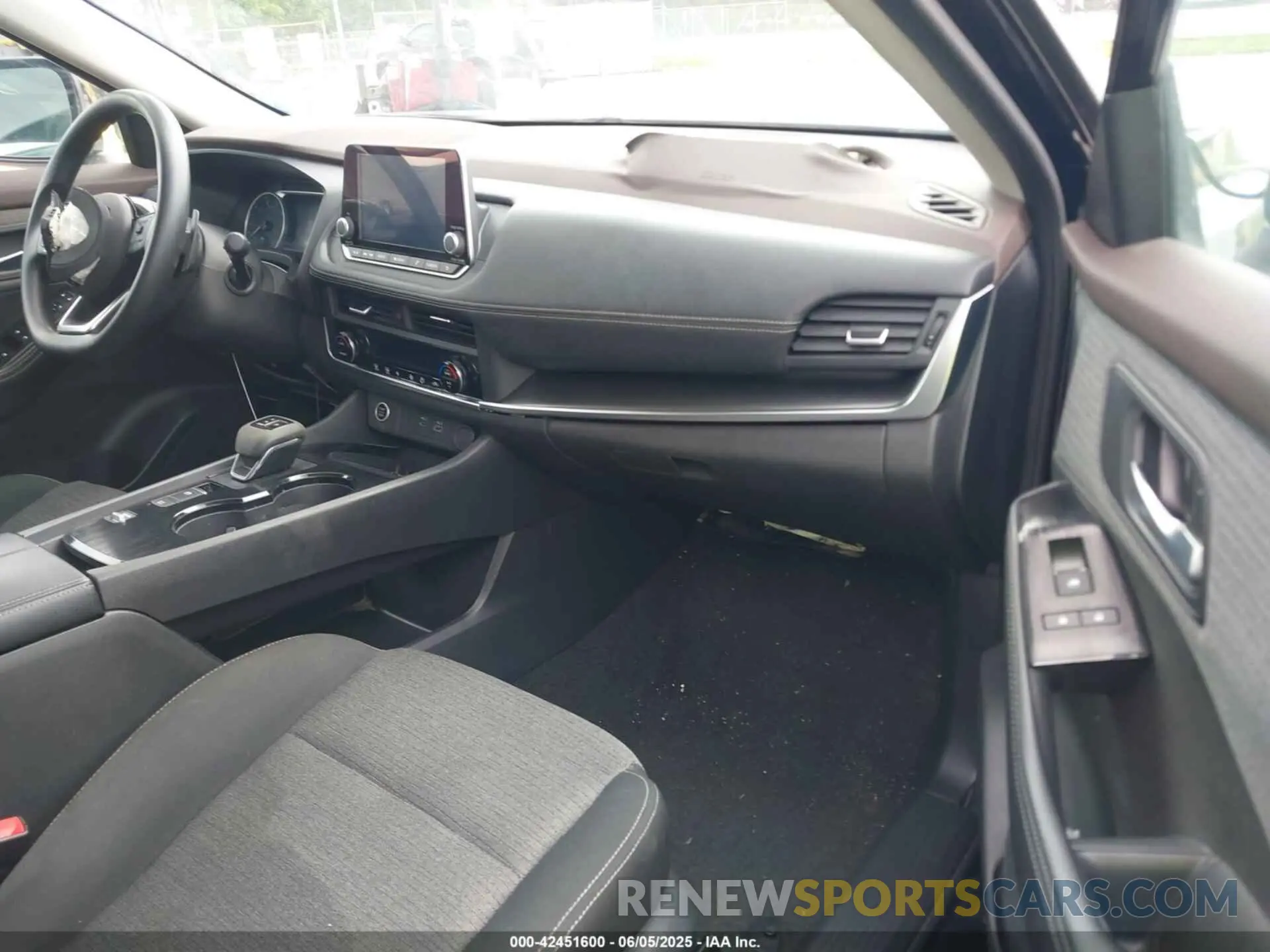 5 Photograph of a damaged car 5N1BT3BA5PC858026 NISSAN ROGUE 2023