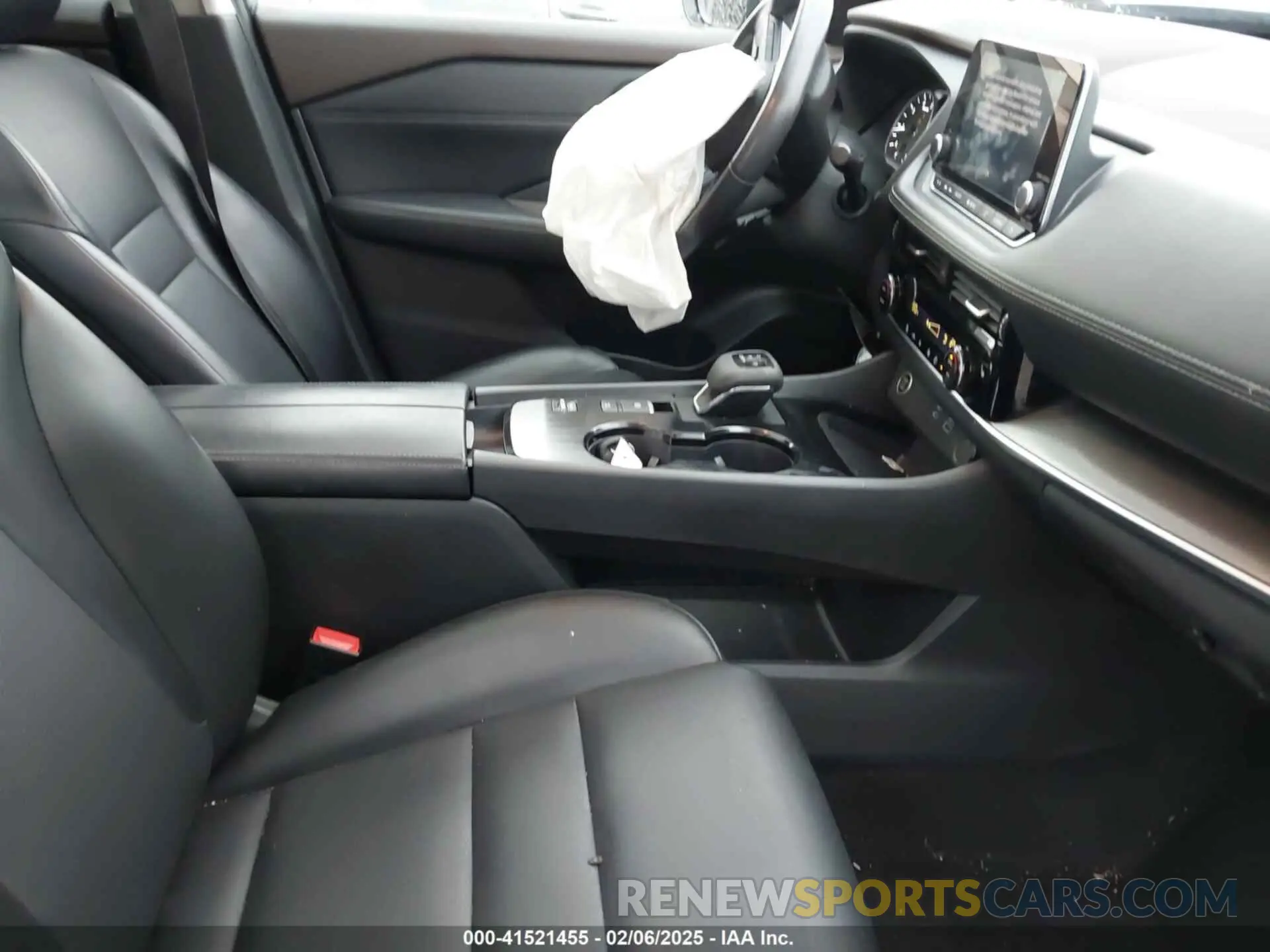 5 Photograph of a damaged car 5N1BT3BA6PC681843 NISSAN ROGUE 2023