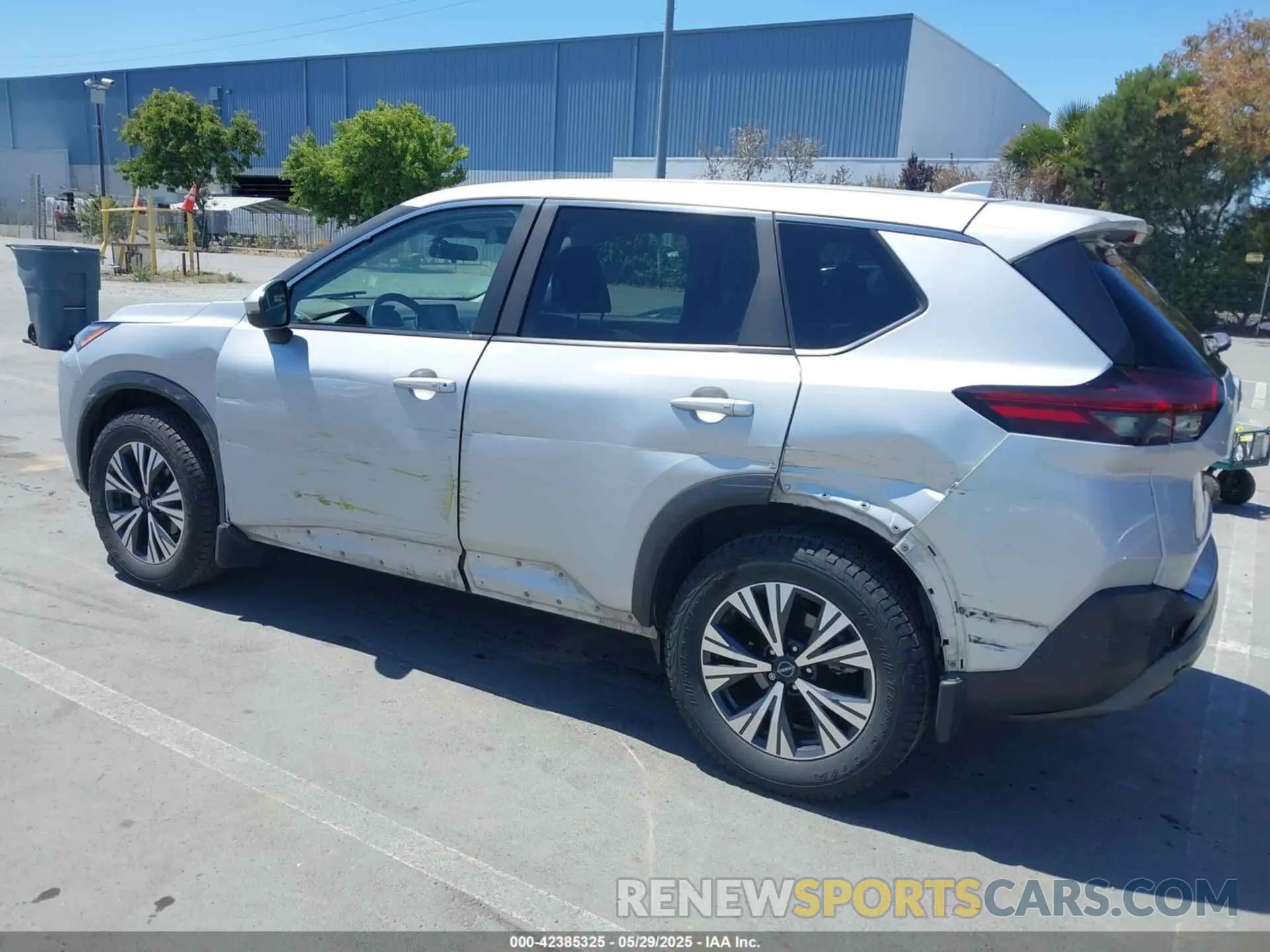 3 Photograph of a damaged car 5N1BT3BA6PC684466 NISSAN ROGUE 2023