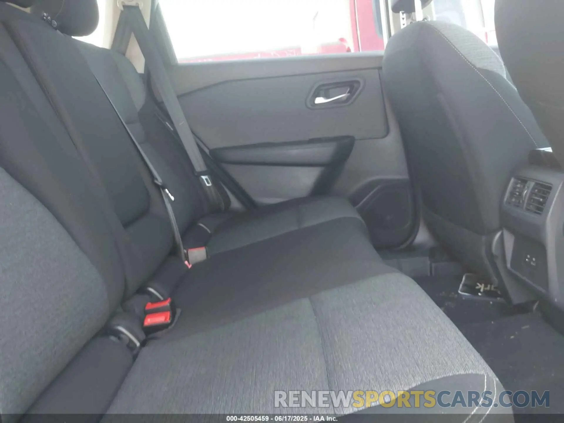 8 Photograph of a damaged car 5N1BT3BA6PC786348 NISSAN ROGUE 2023