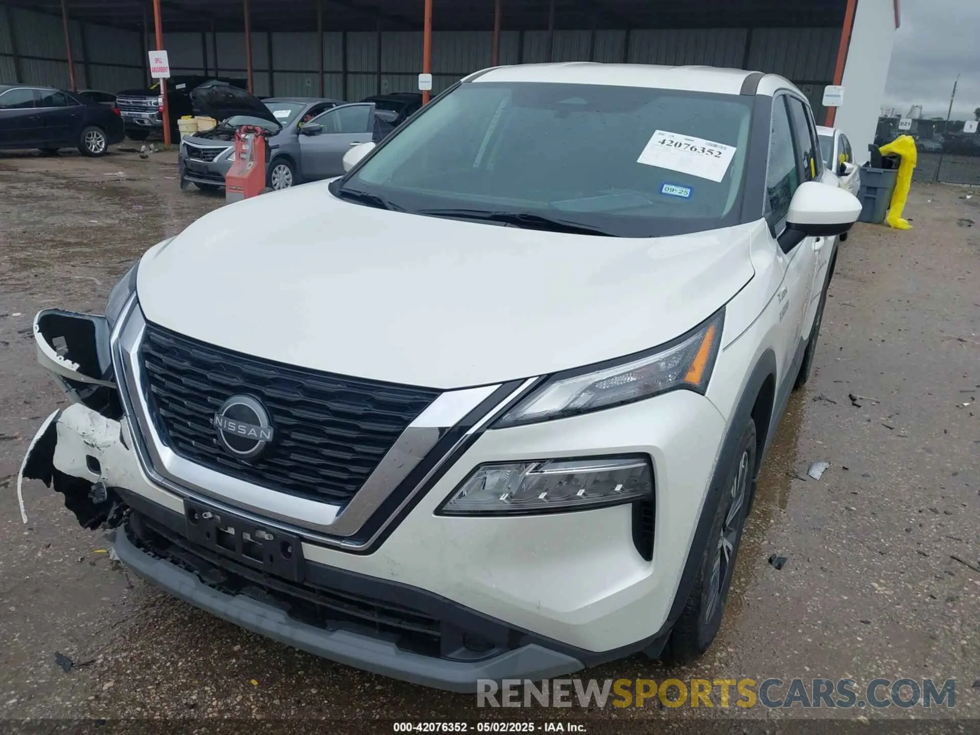 2 Photograph of a damaged car 5N1BT3BA6PC872789 NISSAN ROGUE 2023