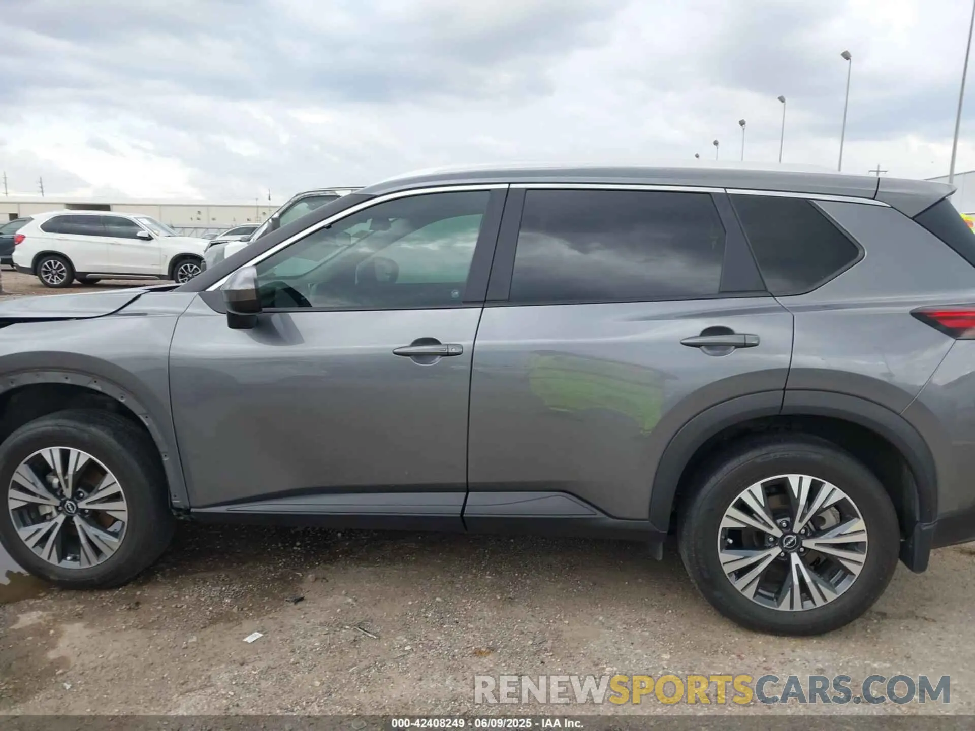 15 Photograph of a damaged car 5N1BT3BA6PC906990 NISSAN ROGUE 2023