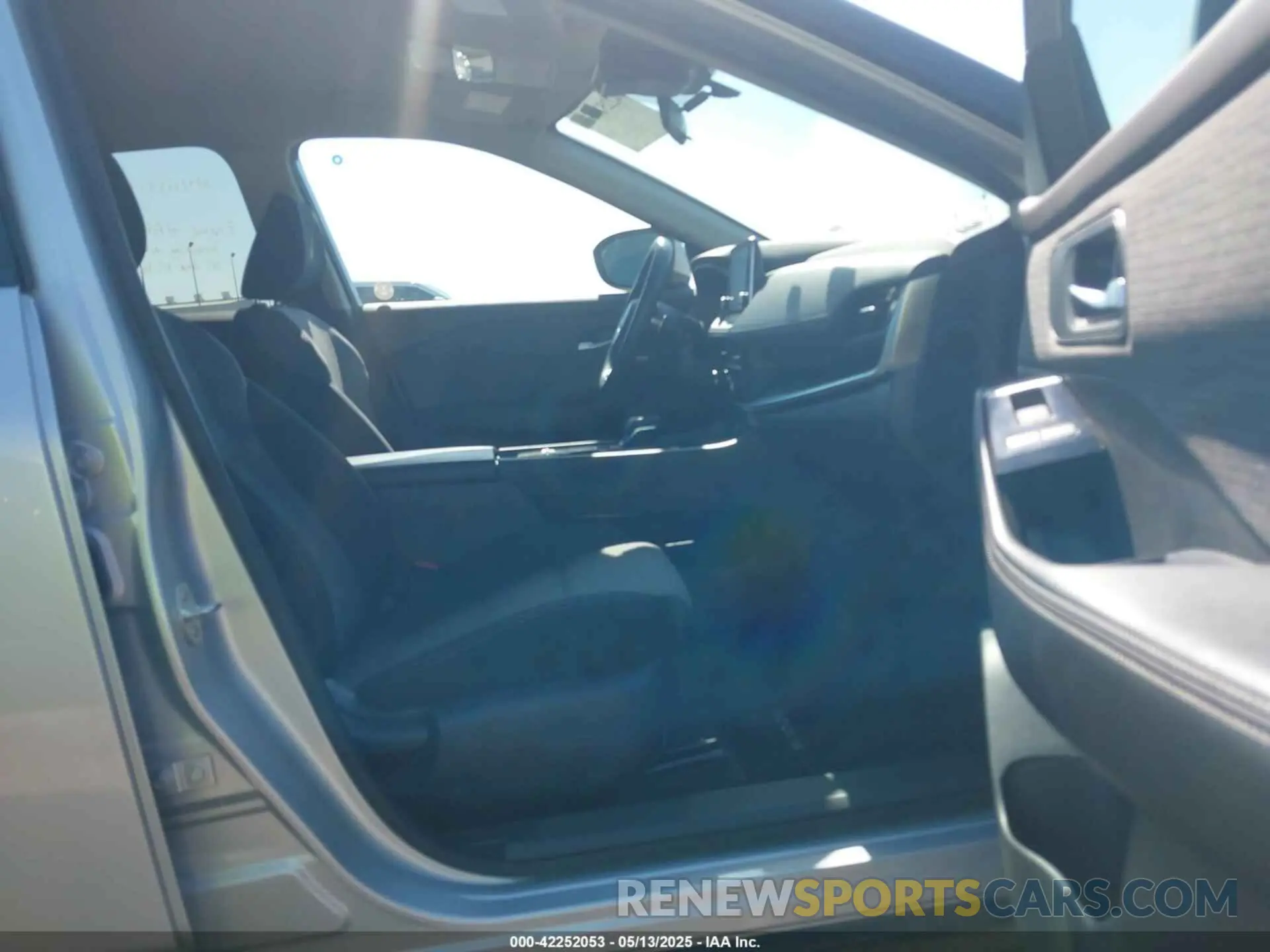 5 Photograph of a damaged car 5N1BT3BA6PC907010 NISSAN ROGUE 2023