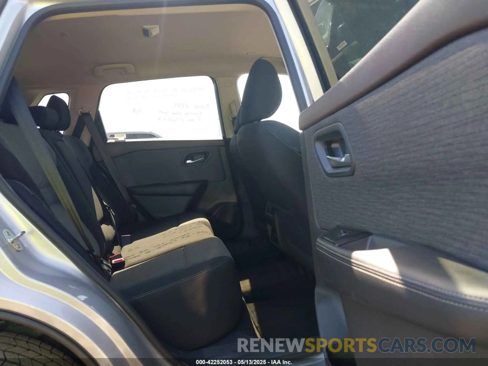 8 Photograph of a damaged car 5N1BT3BA6PC907010 NISSAN ROGUE 2023