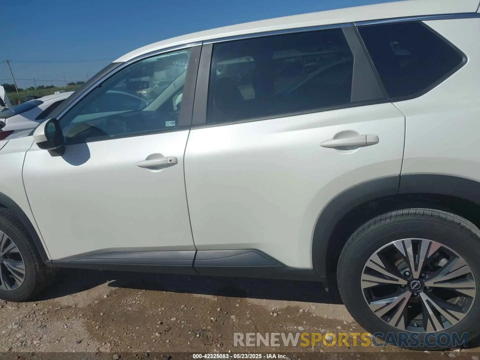 14 Photograph of a damaged car 5N1BT3BA6PC929959 NISSAN ROGUE 2023