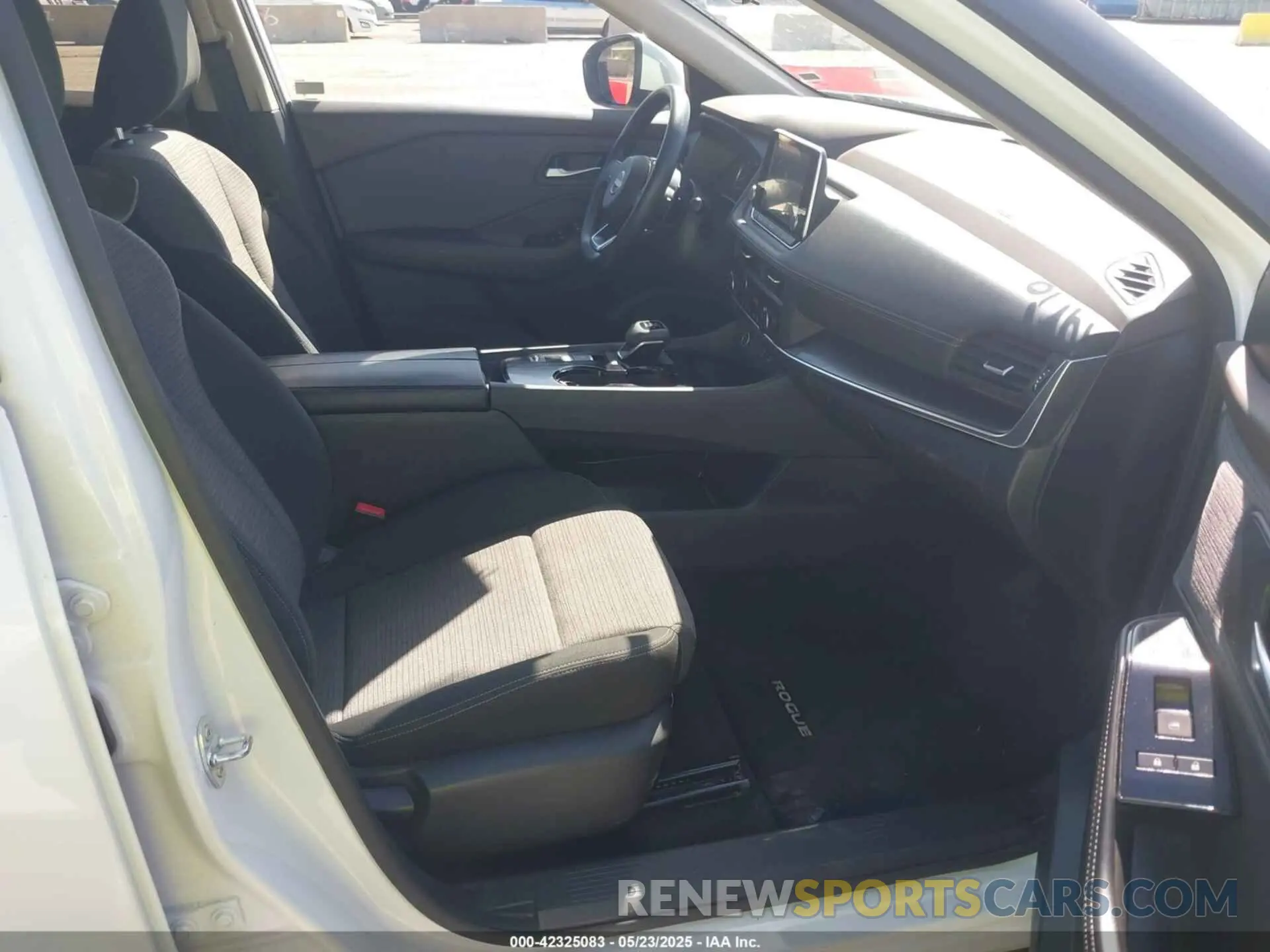 5 Photograph of a damaged car 5N1BT3BA6PC929959 NISSAN ROGUE 2023