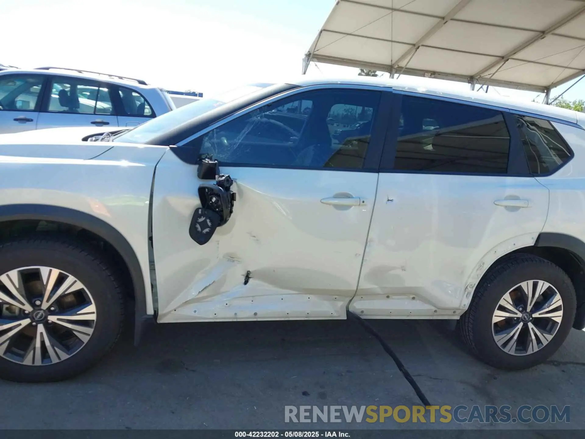 14 Photograph of a damaged car 5N1BT3BA7PC759286 NISSAN ROGUE 2023