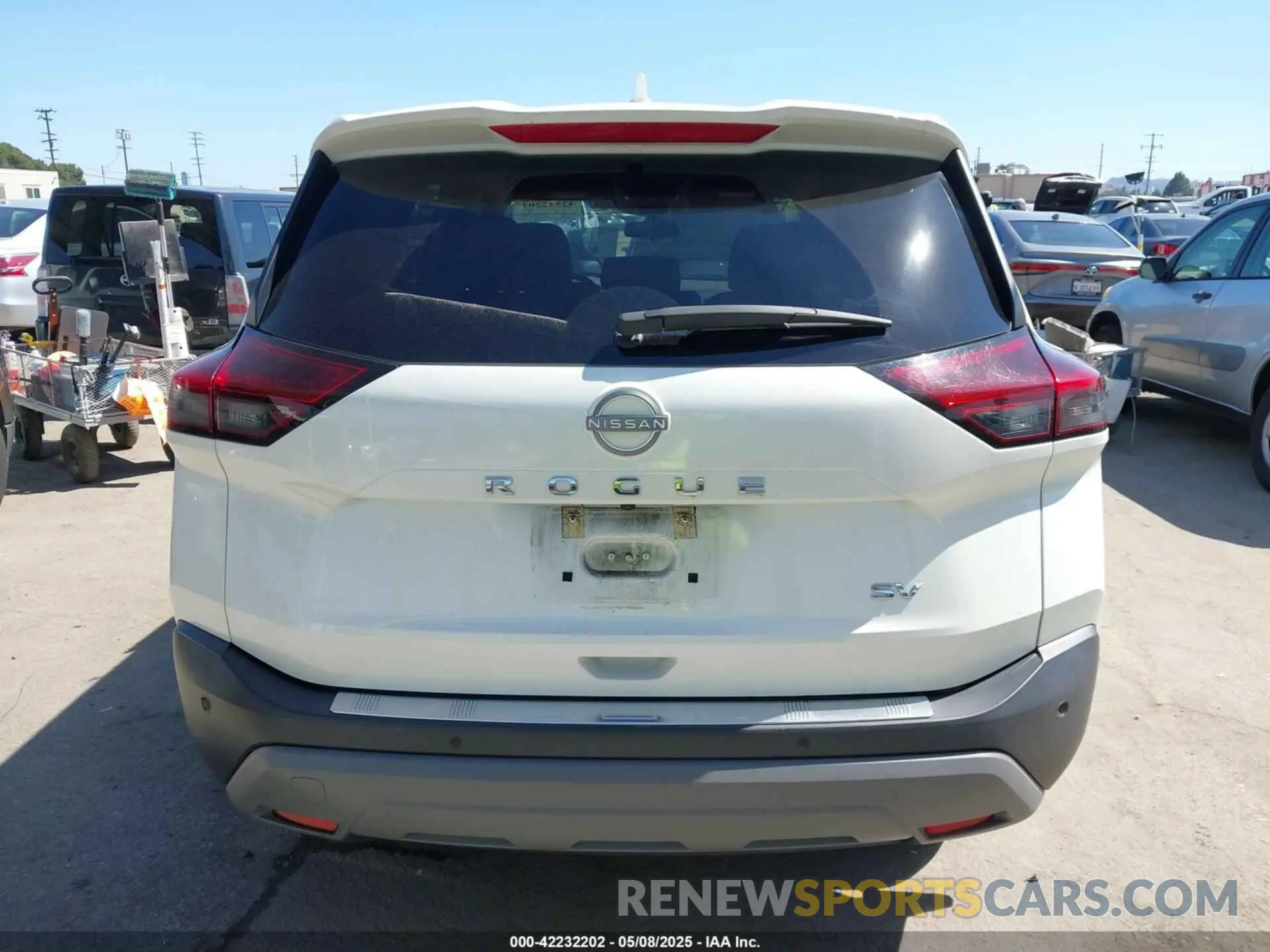 16 Photograph of a damaged car 5N1BT3BA7PC759286 NISSAN ROGUE 2023