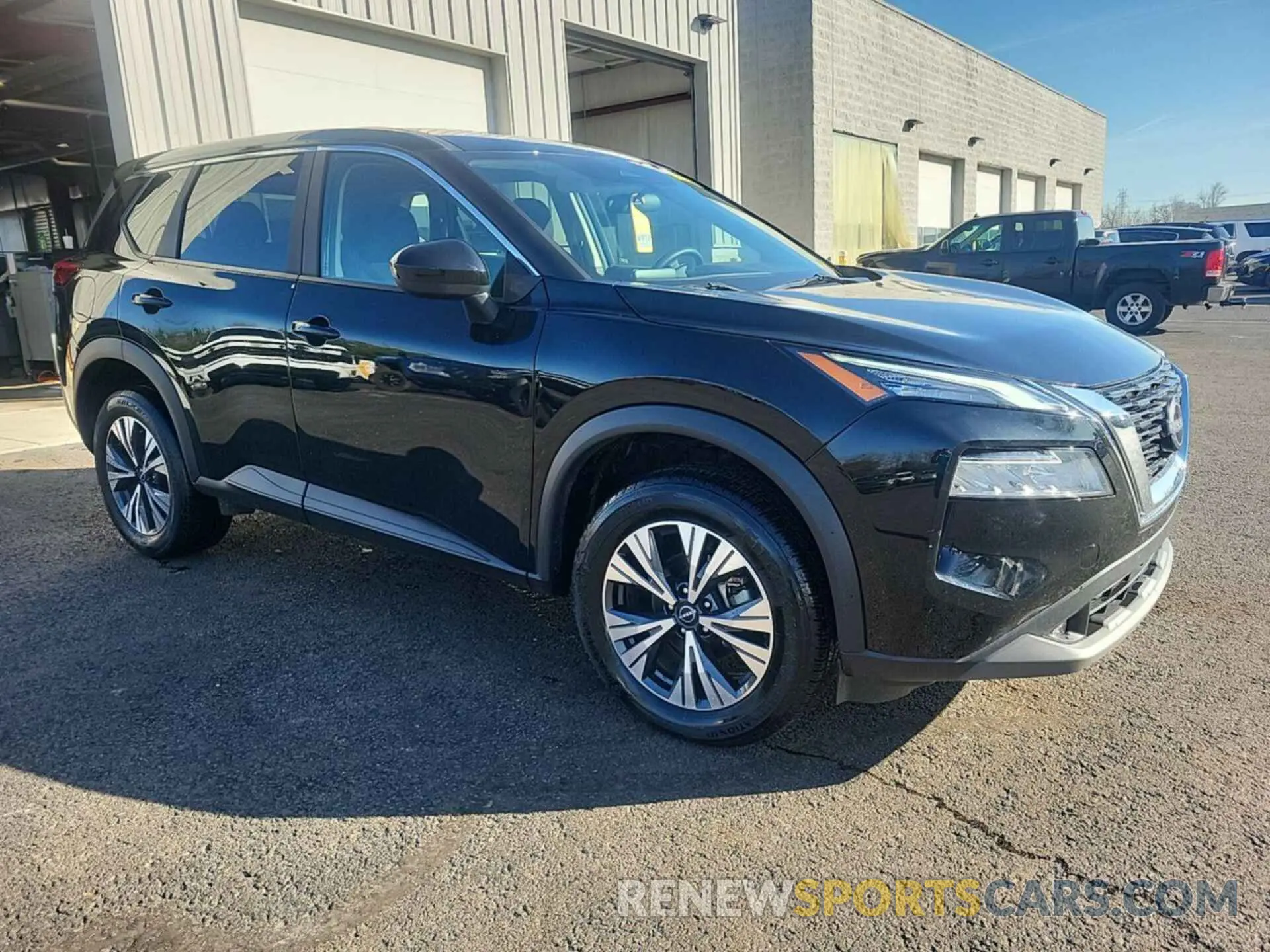 18 Photograph of a damaged car 5N1BT3BA7PC779179 NISSAN ROGUE 2023