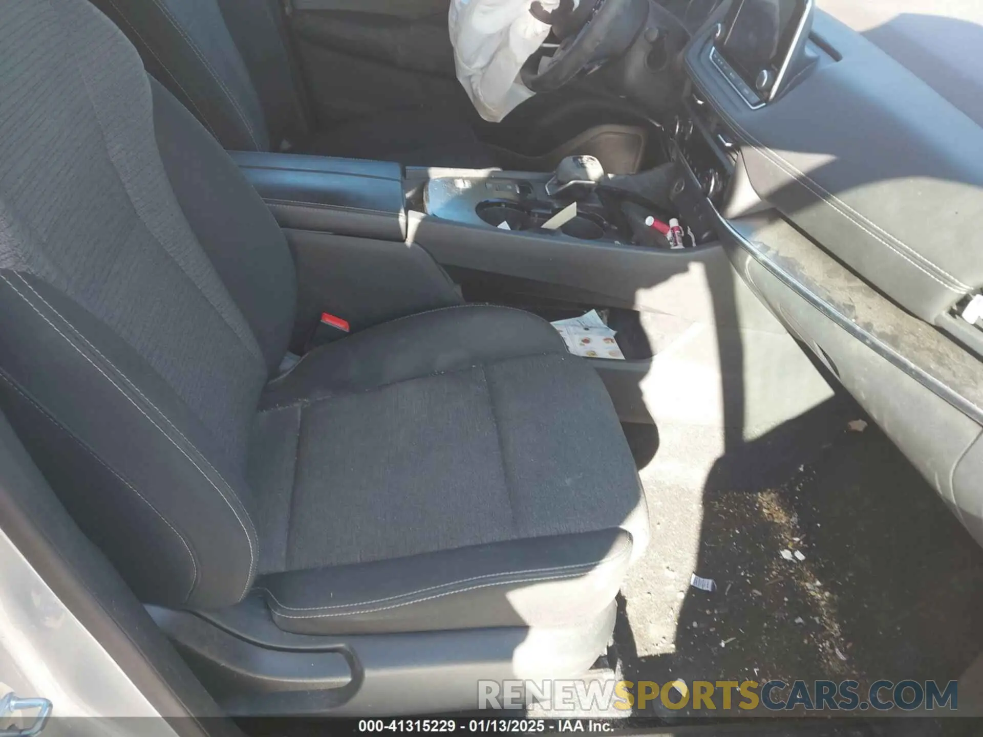 5 Photograph of a damaged car 5N1BT3BA8PC773276 NISSAN ROGUE 2023