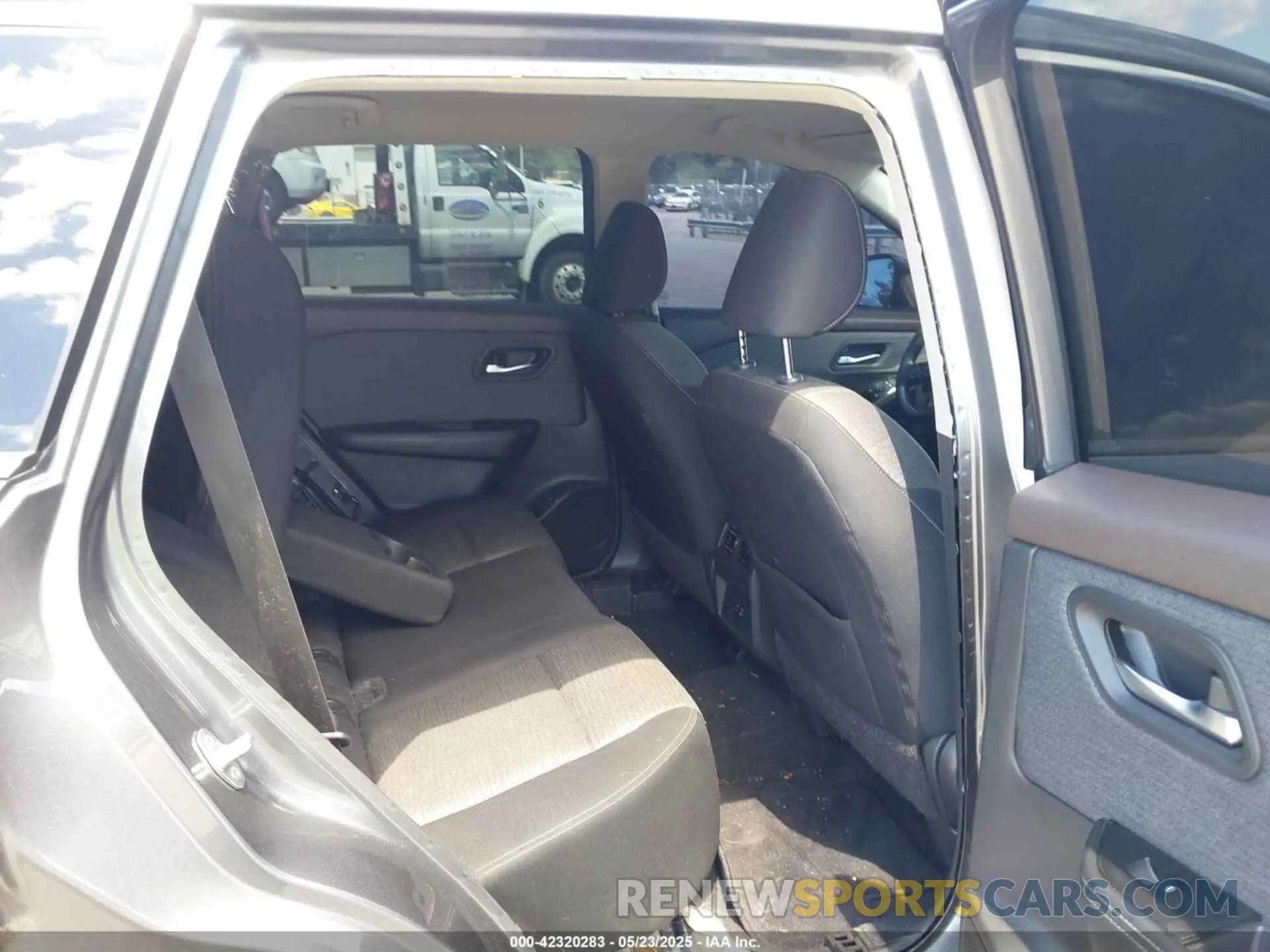 8 Photograph of a damaged car 5N1BT3BA8PC800864 NISSAN ROGUE 2023