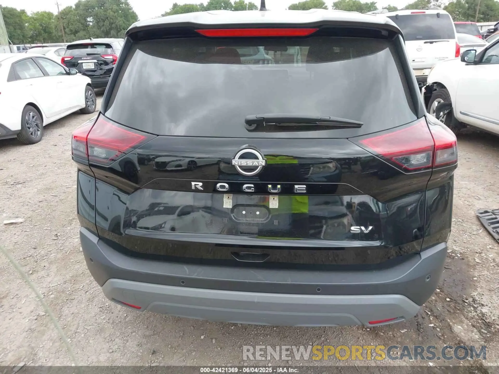 16 Photograph of a damaged car 5N1BT3BA8PC904755 NISSAN ROGUE 2023