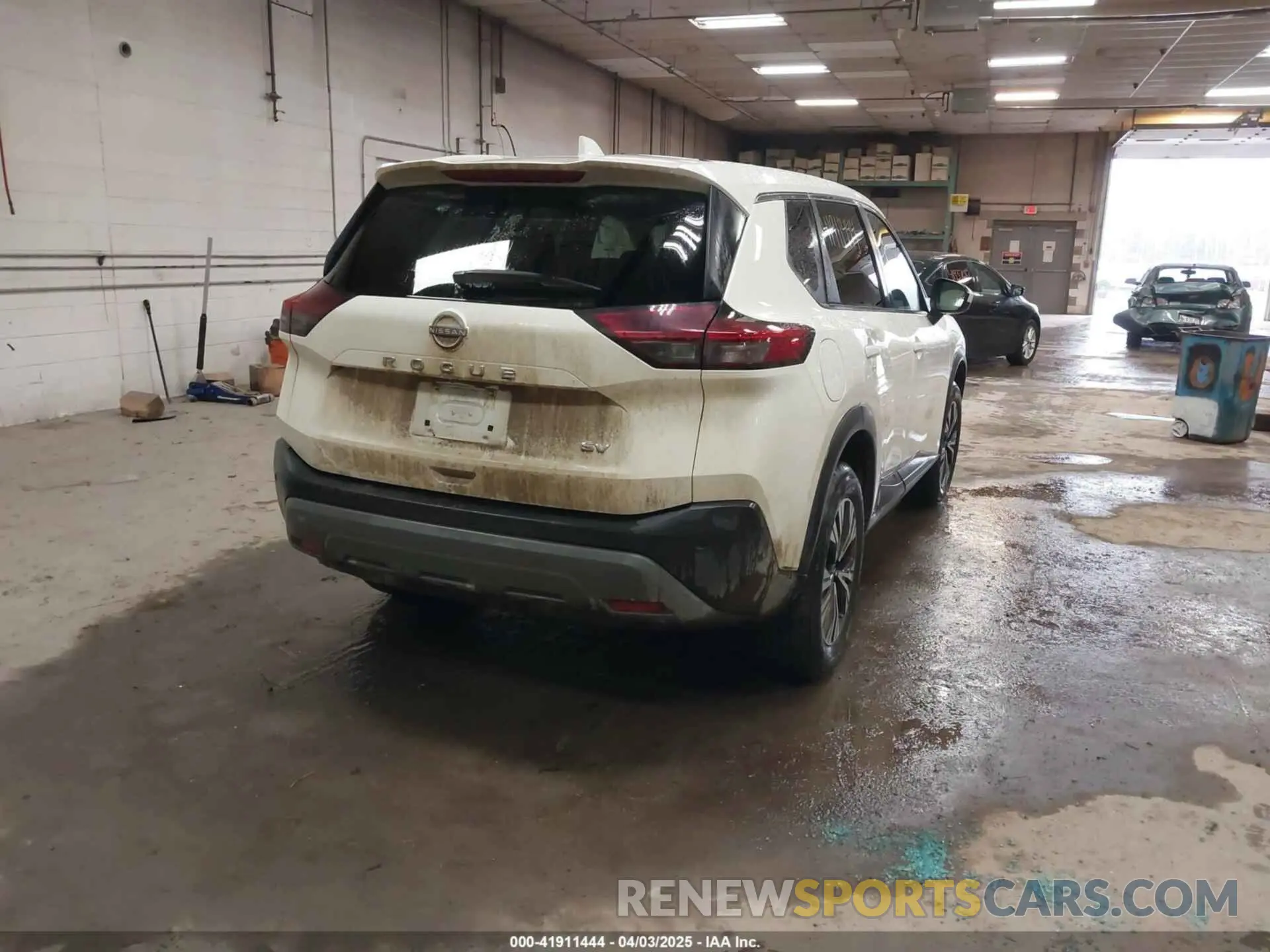 4 Photograph of a damaged car 5N1BT3BA8PC927775 NISSAN ROGUE 2023