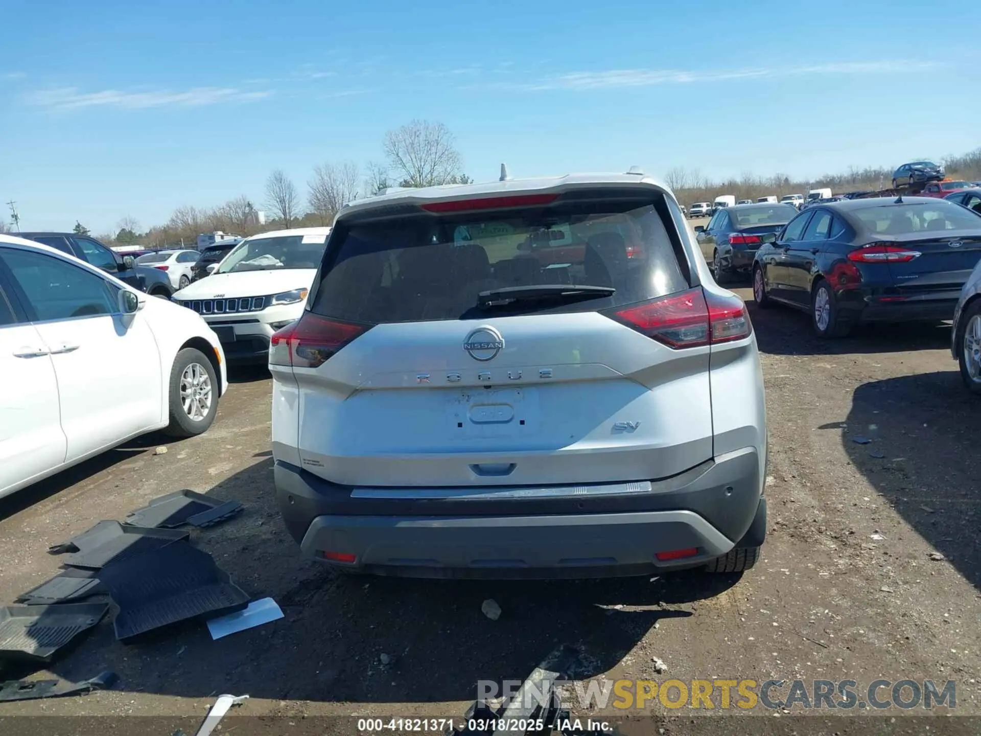17 Photograph of a damaged car 5N1BT3BA9PC878215 NISSAN ROGUE 2023