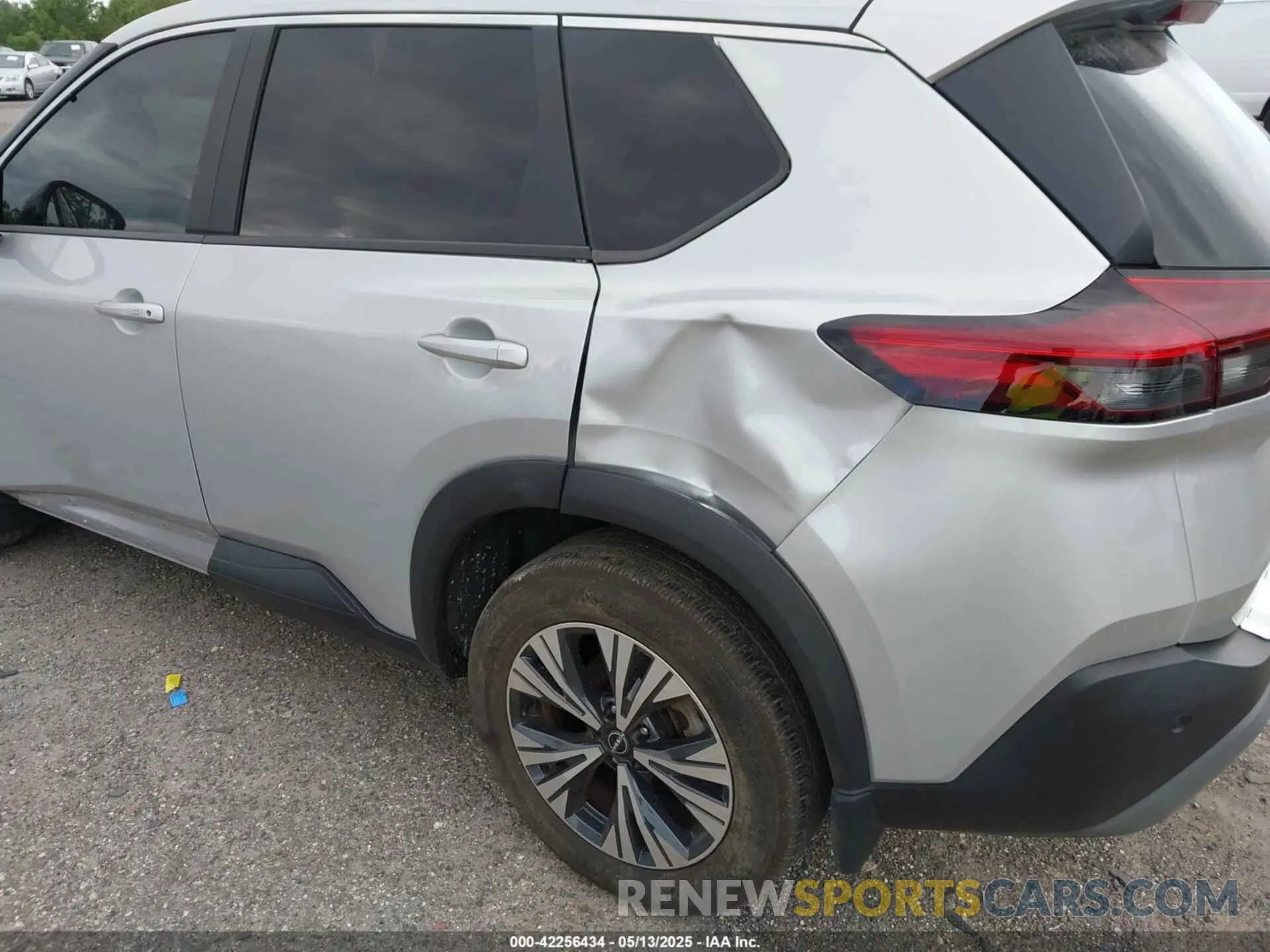 17 Photograph of a damaged car 5N1BT3BAXPC783789 NISSAN ROGUE 2023