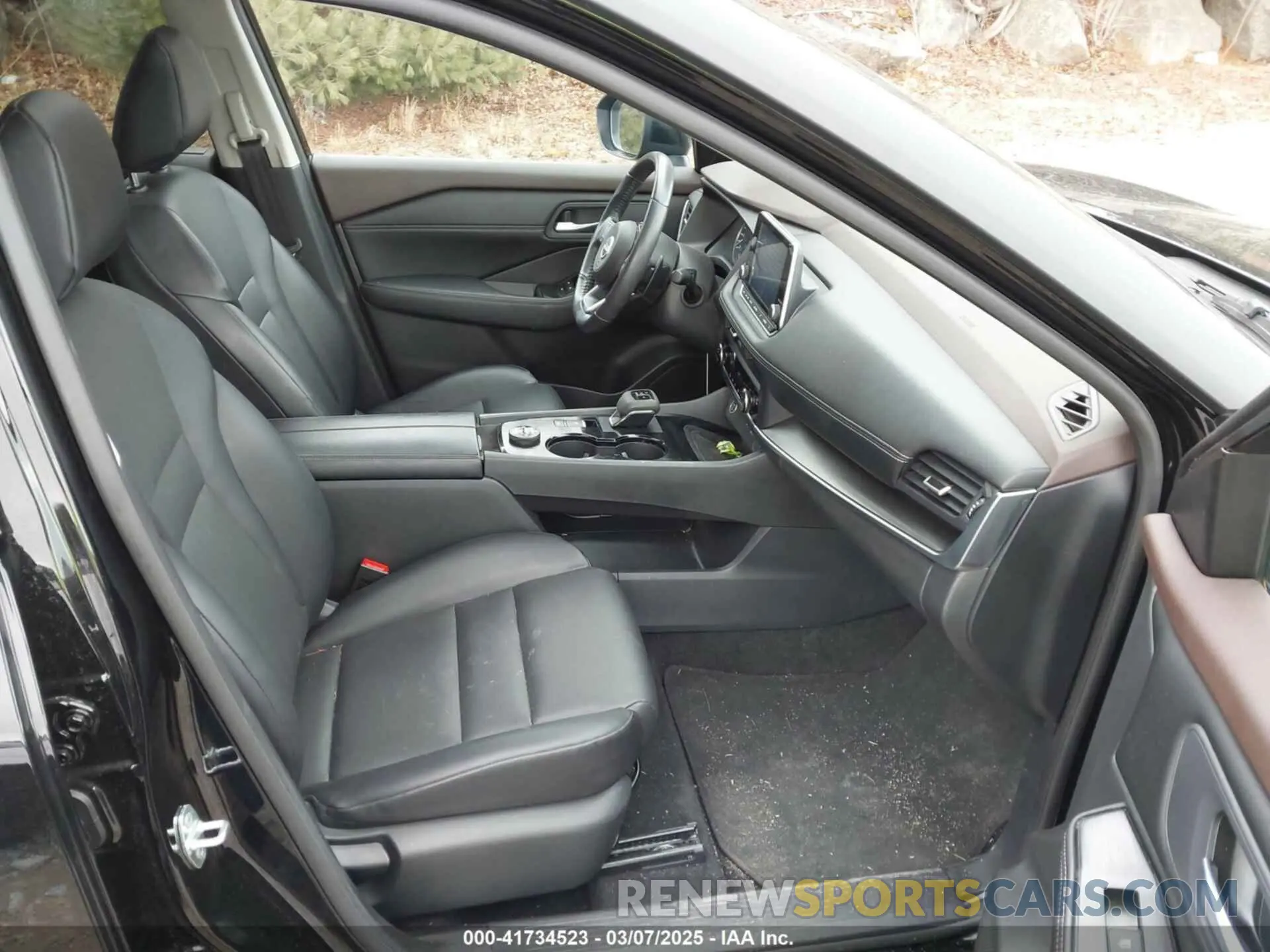 5 Photograph of a damaged car 5N1BT3BB0PC784460 NISSAN ROGUE 2023
