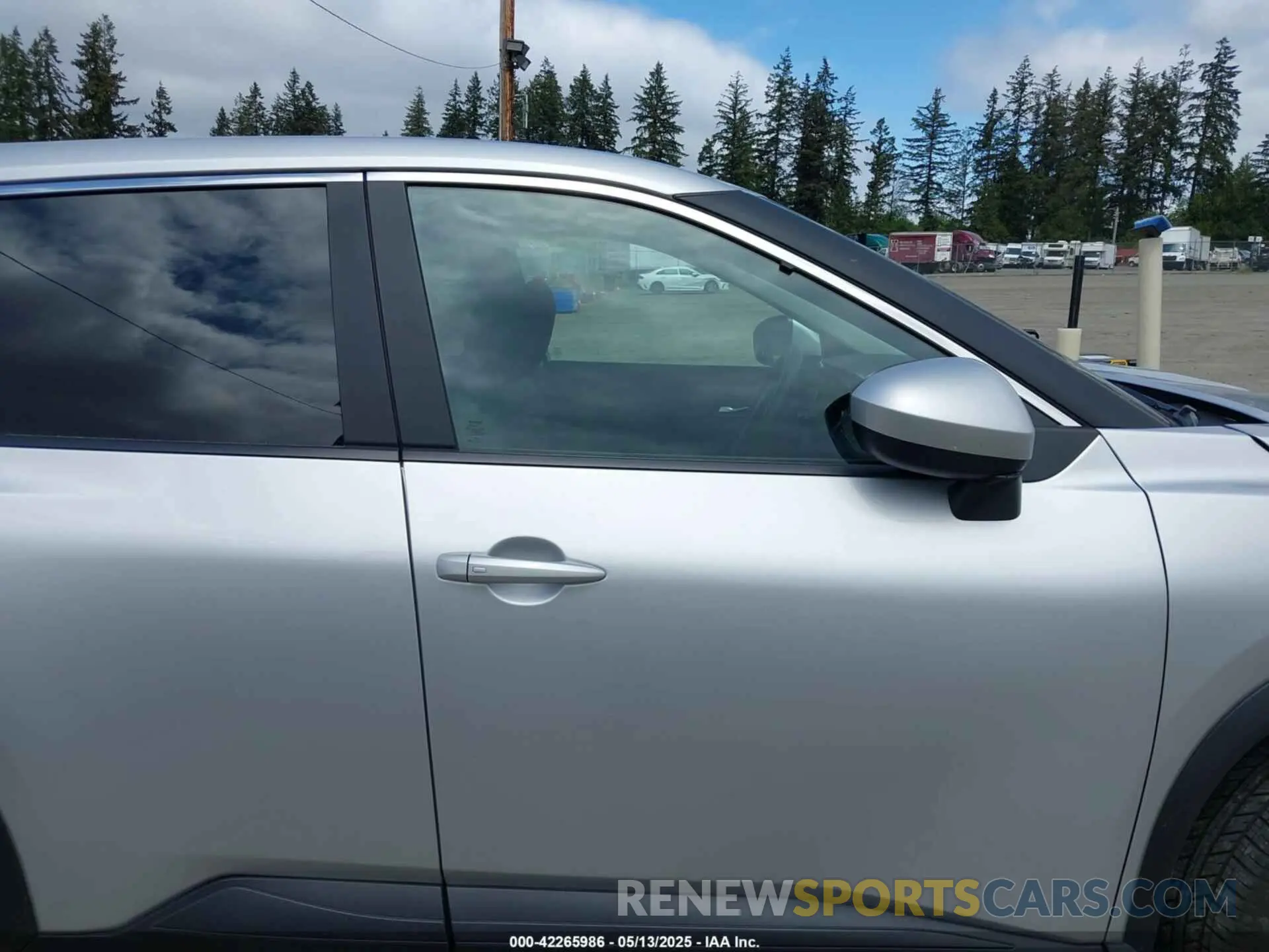14 Photograph of a damaged car 5N1BT3BB1PC792941 NISSAN ROGUE 2023